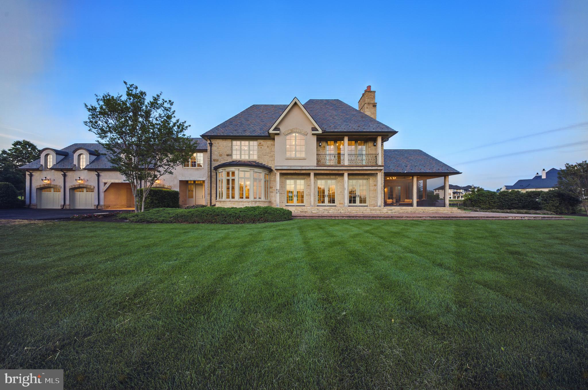 CREIGHTON FARMS - Residential