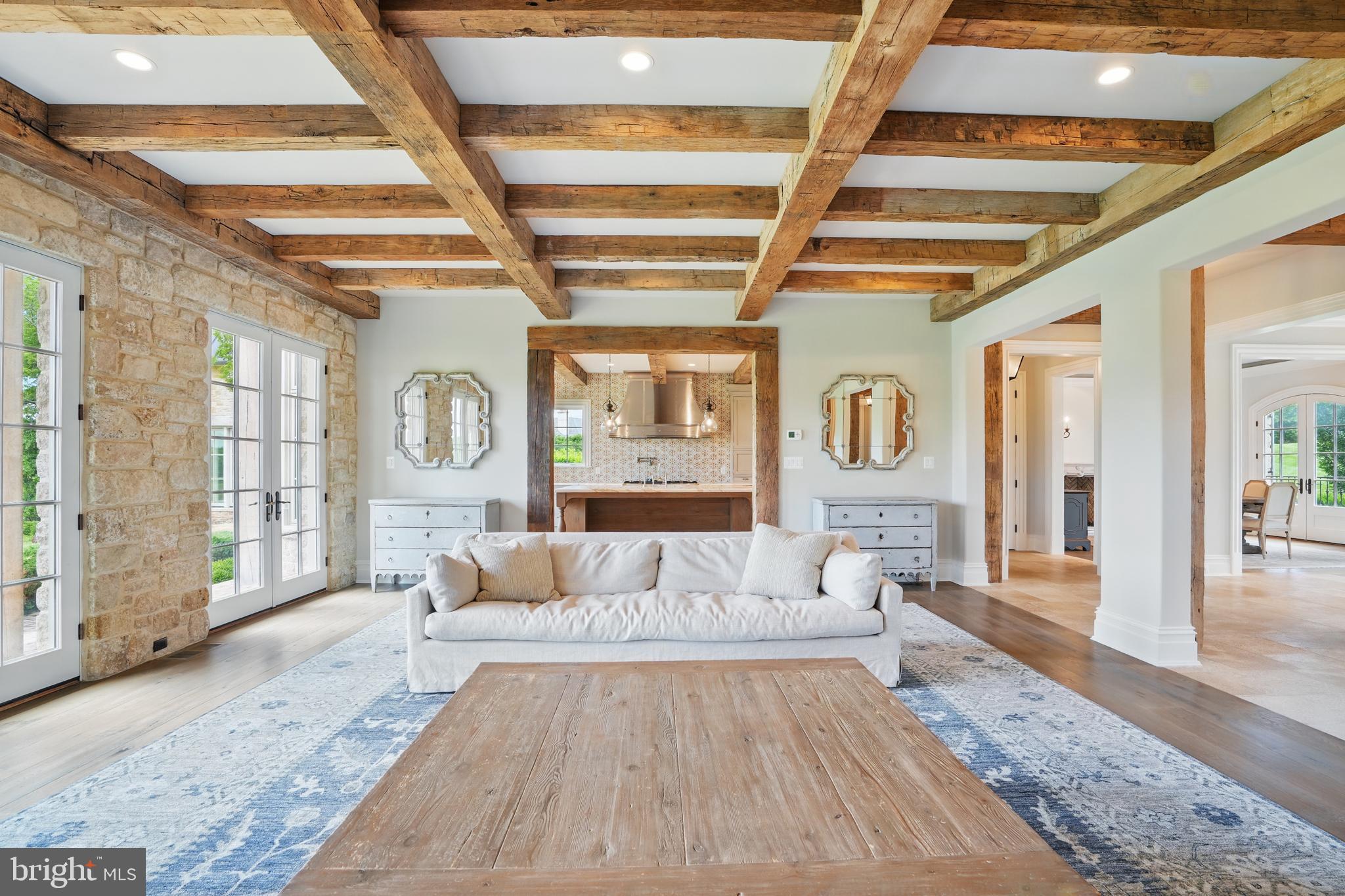 CREIGHTON FARMS - Residential