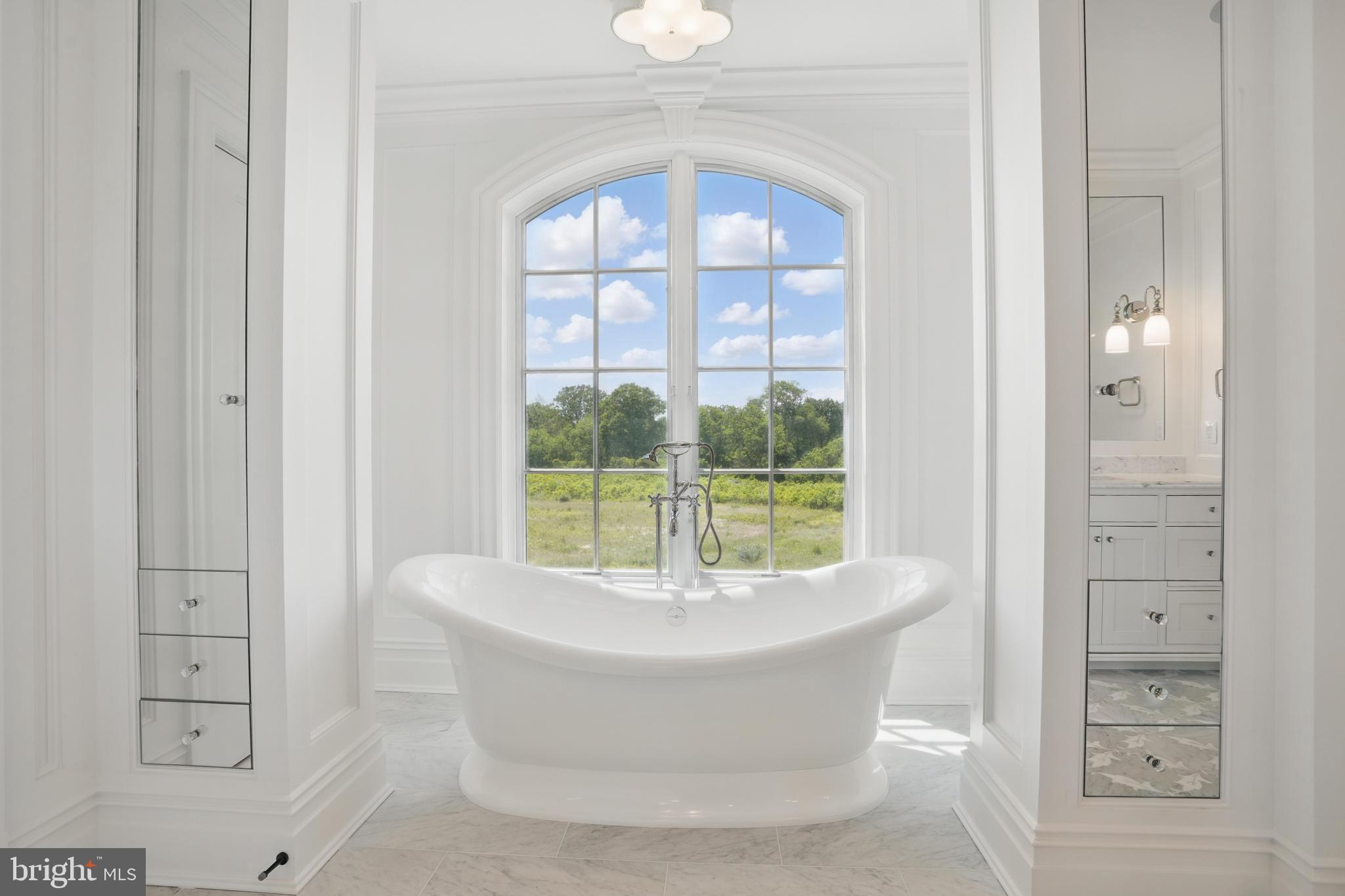 CREIGHTON FARMS - Residential