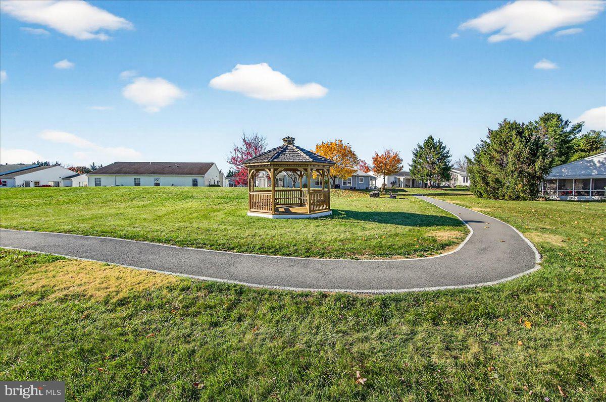 CRESTWOOD VILLAGE - Residential