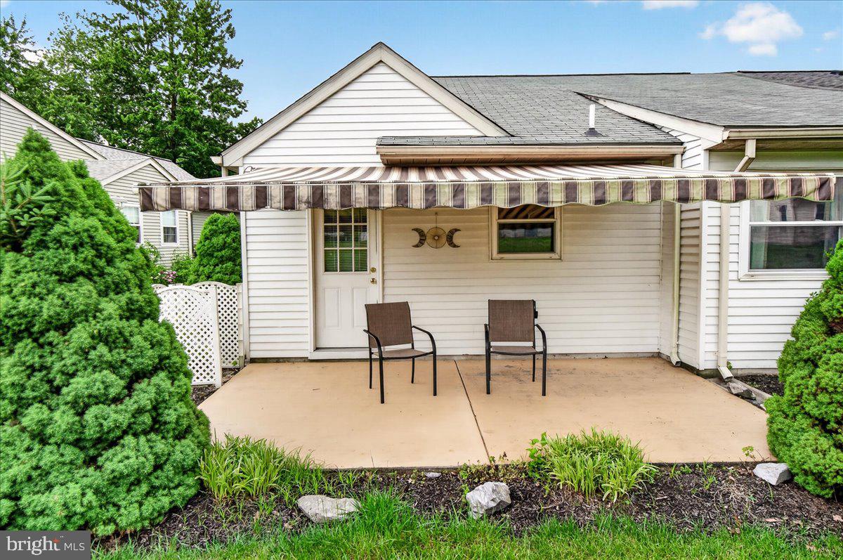 CRESTWOOD VILLAGE - Residential