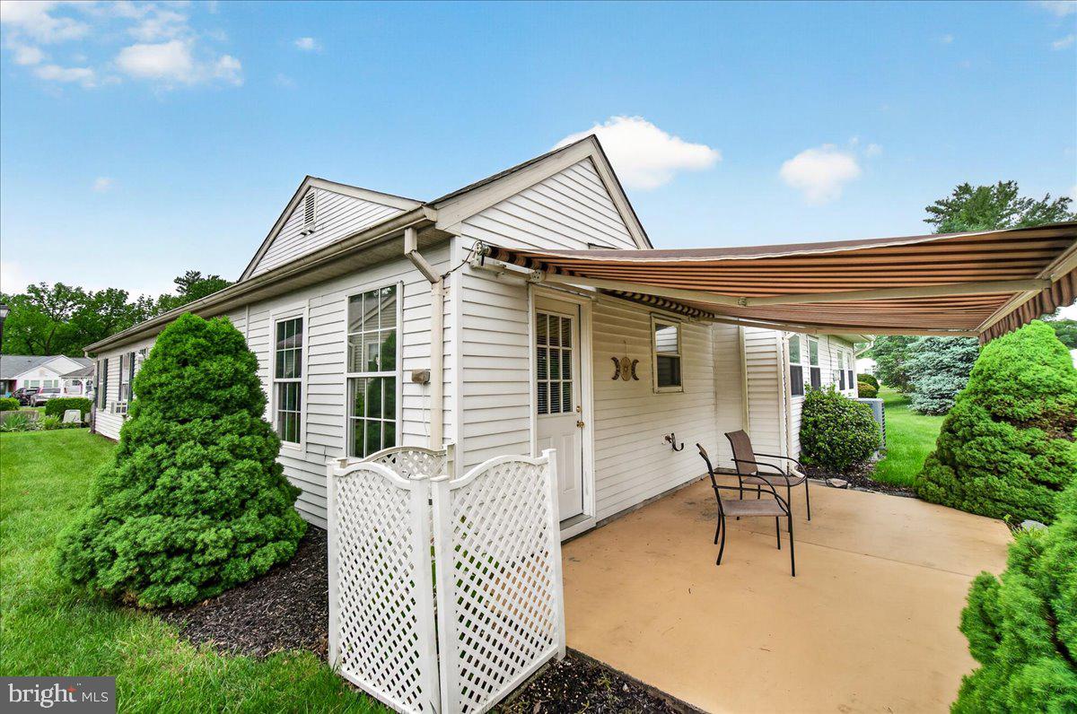 CRESTWOOD VILLAGE - Residential