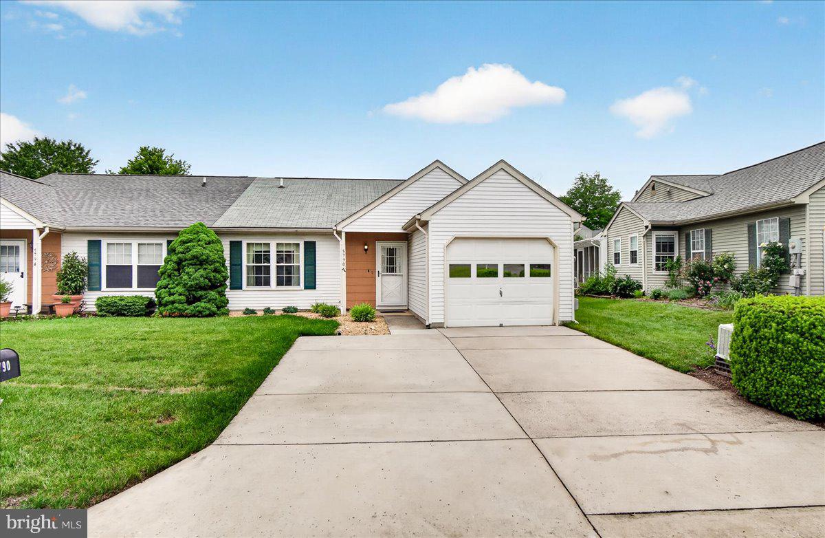 CRESTWOOD VILLAGE - Residential