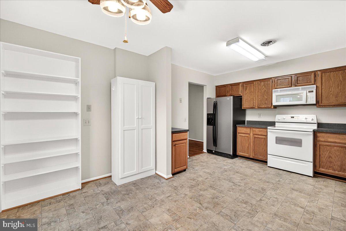 CRESTWOOD VILLAGE - Residential