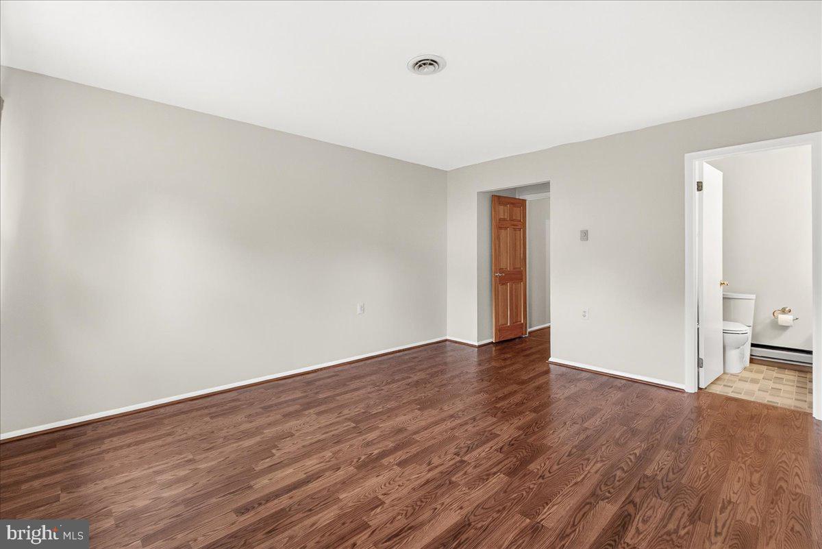 CRESTWOOD VILLAGE - Residential