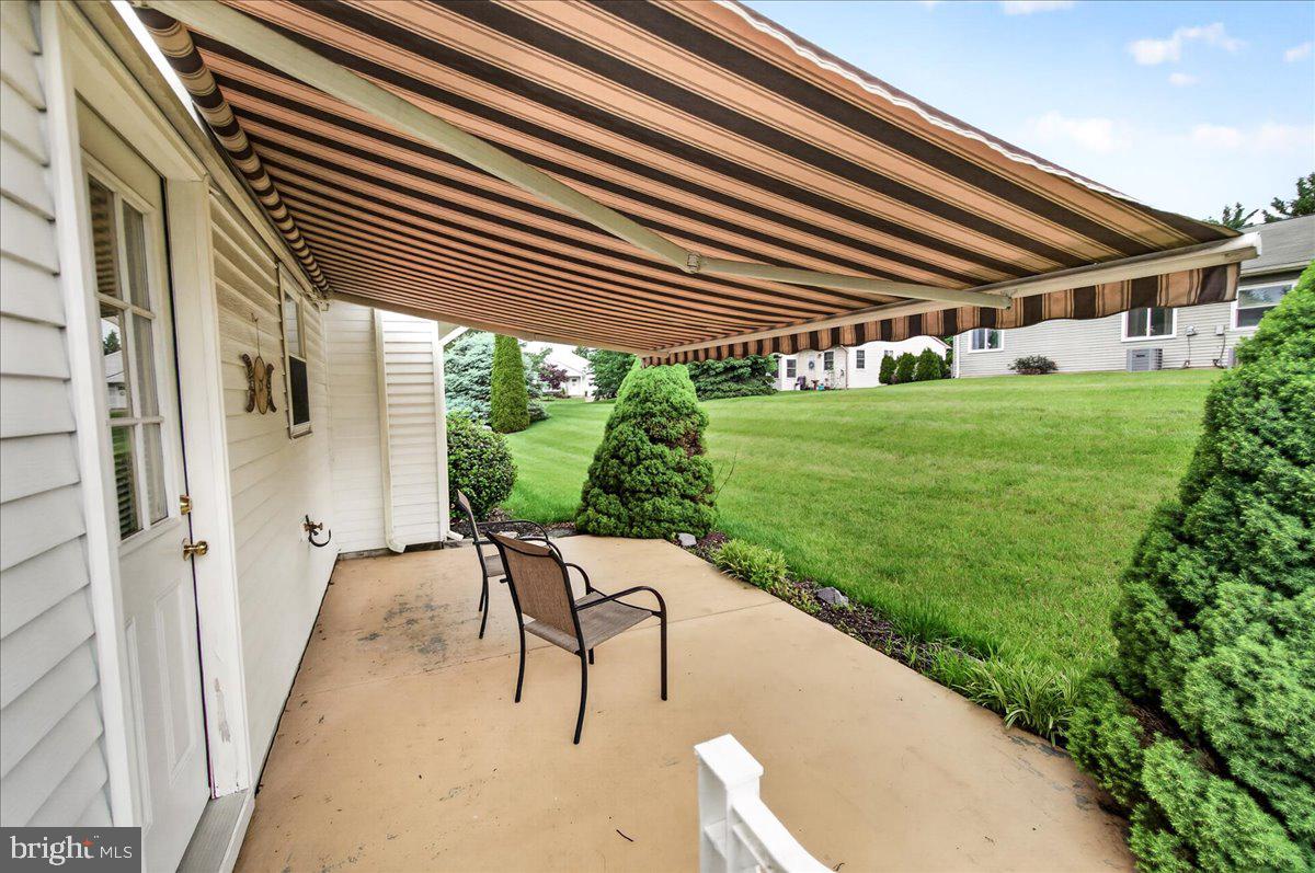 CRESTWOOD VILLAGE - Residential