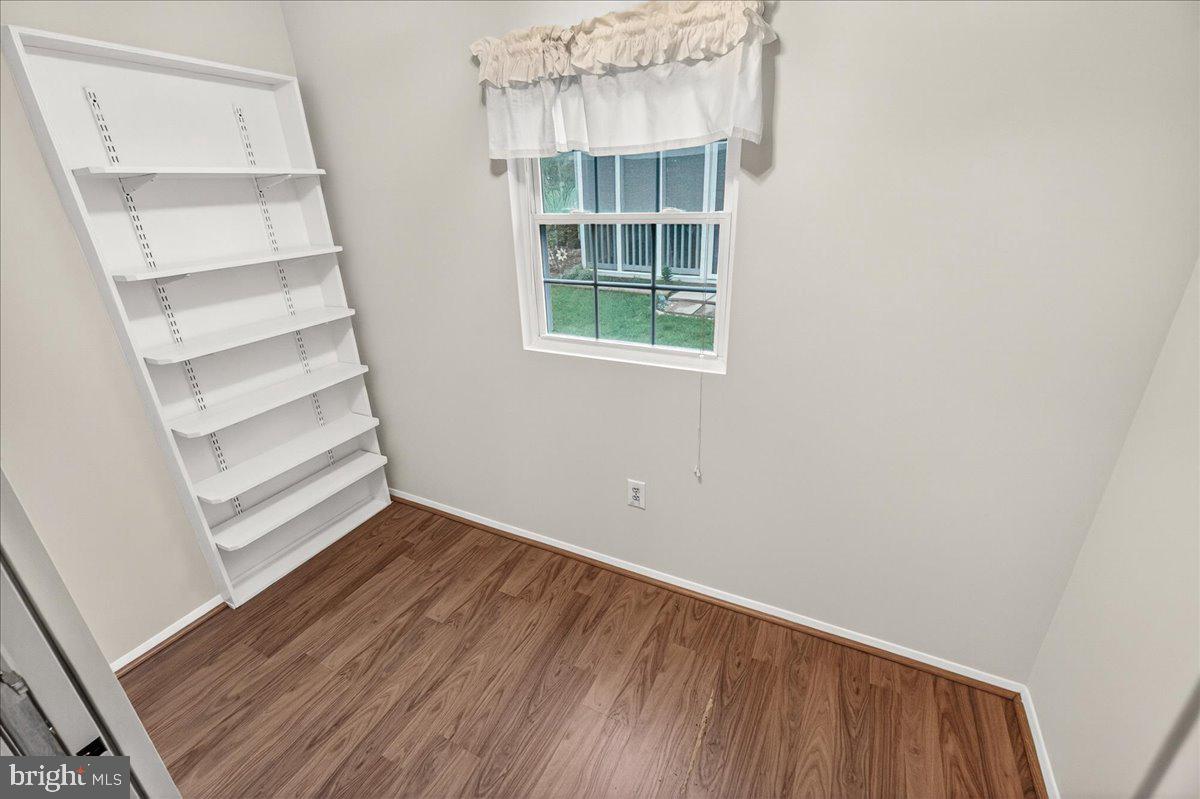 CRESTWOOD VILLAGE - Residential