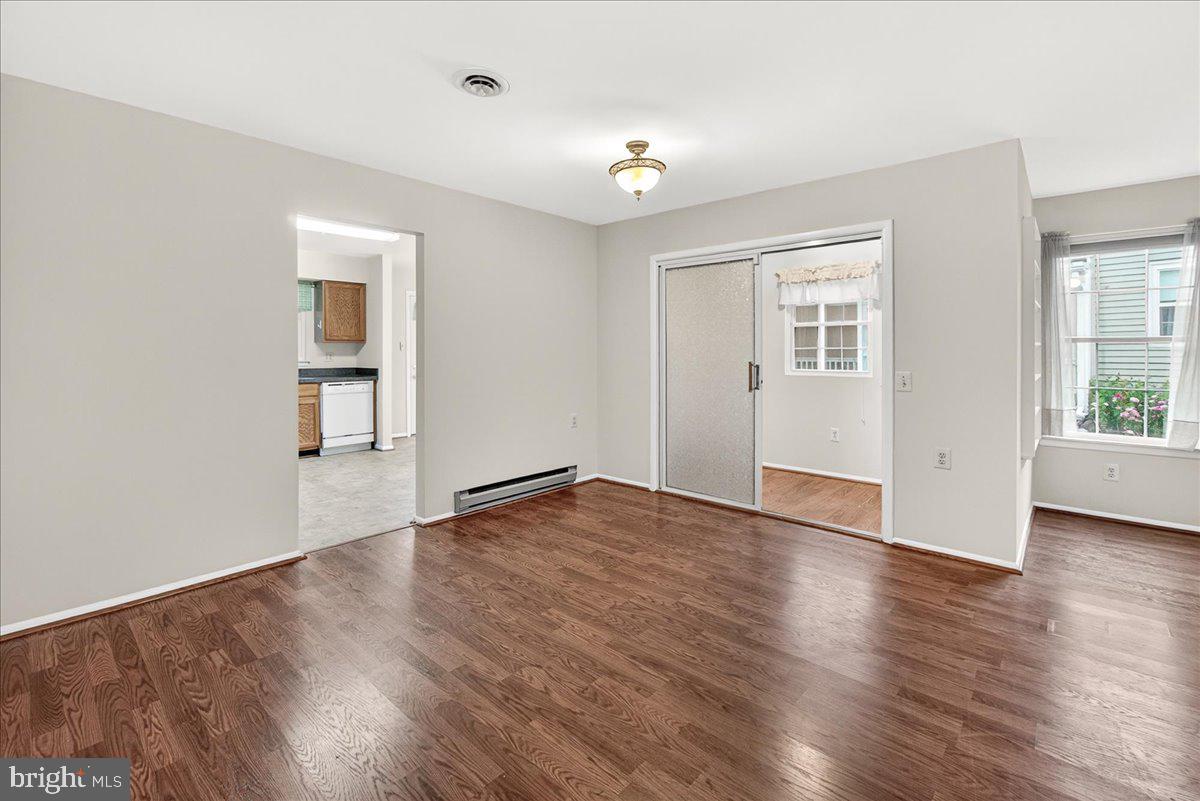 CRESTWOOD VILLAGE - Residential