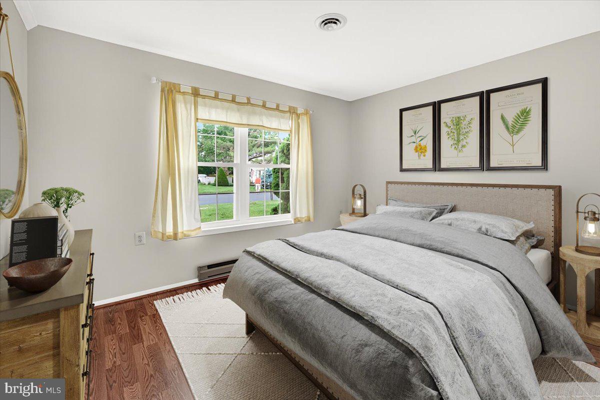 CRESTWOOD VILLAGE - Residential