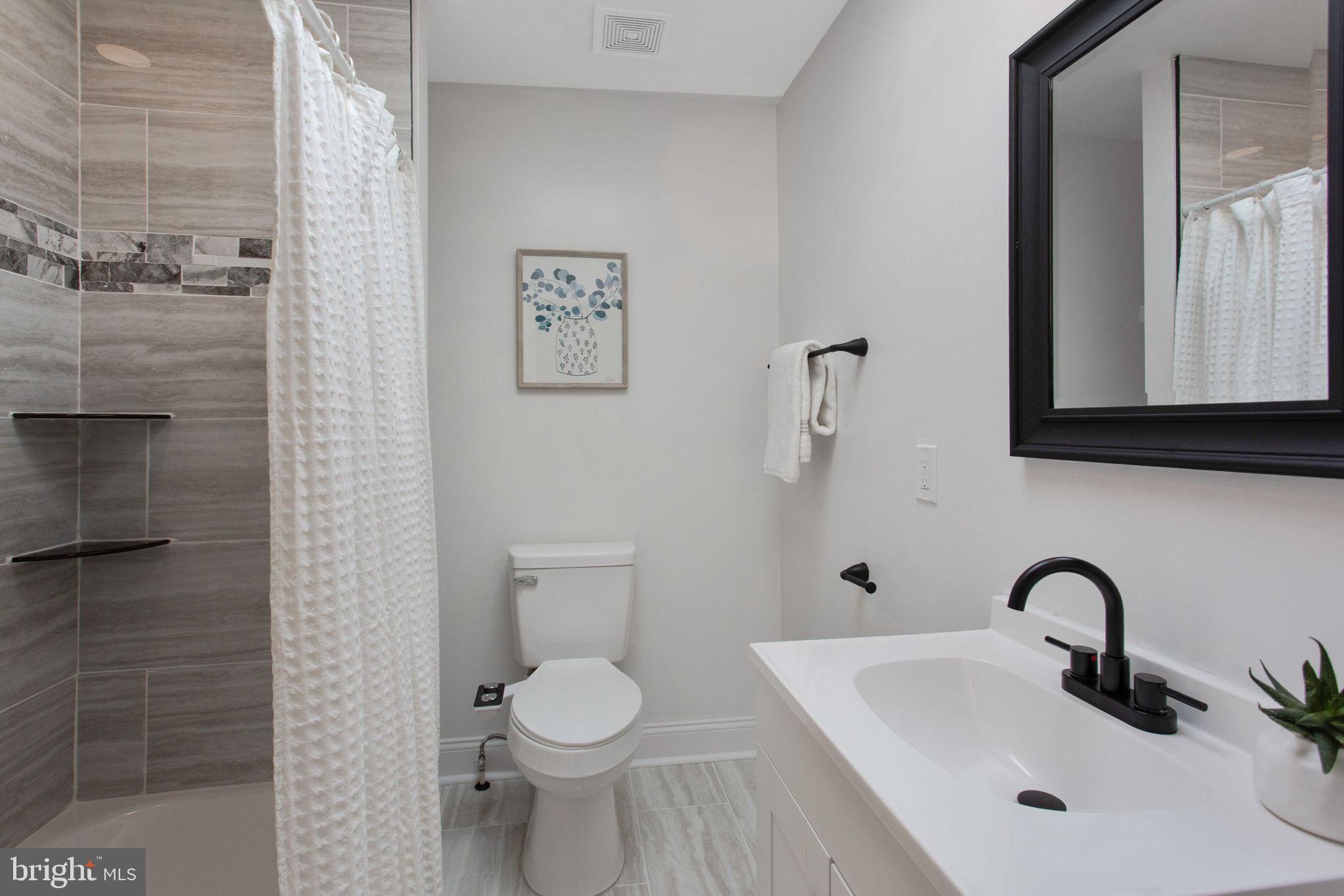 CARROLL-SOUTH HILTON - Residential