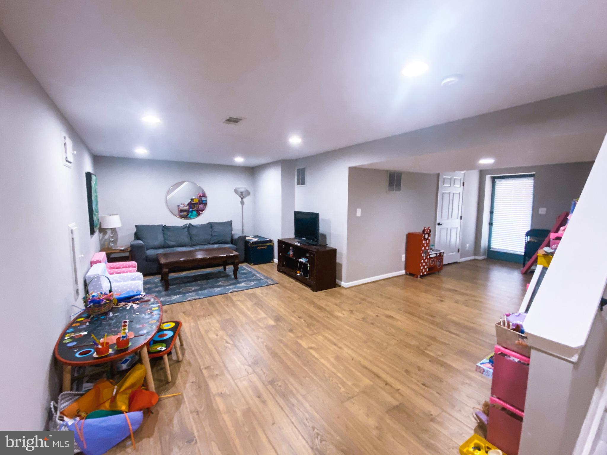 LAKE RIDGE - SPRINGWOODS - Residential