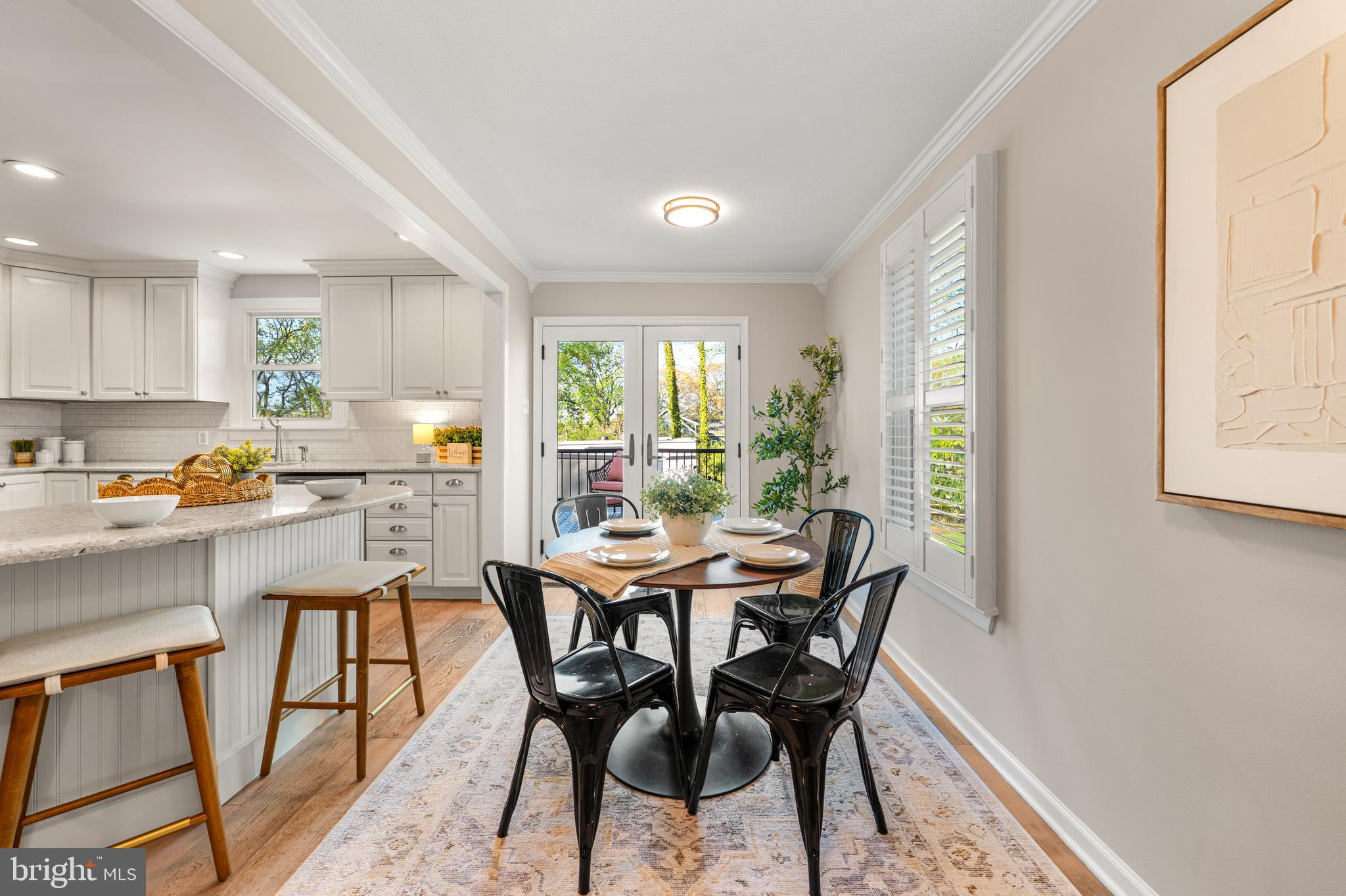 EDGEWATER - Residential