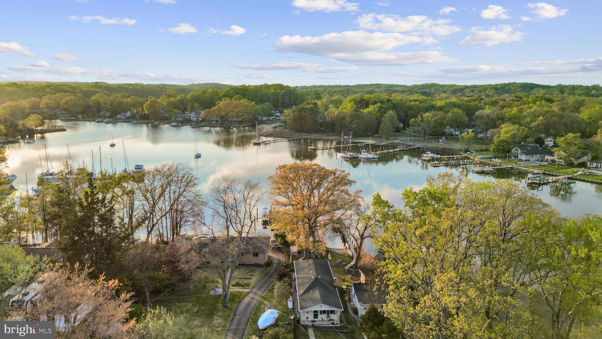 EDGEWATER - Residential