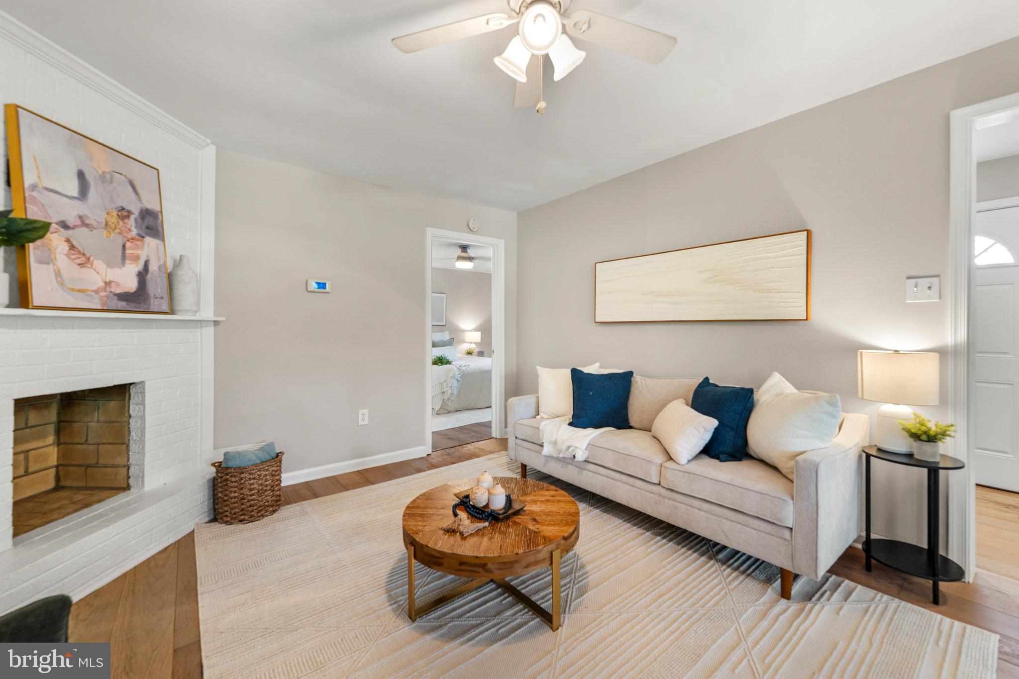 EDGEWATER - Residential