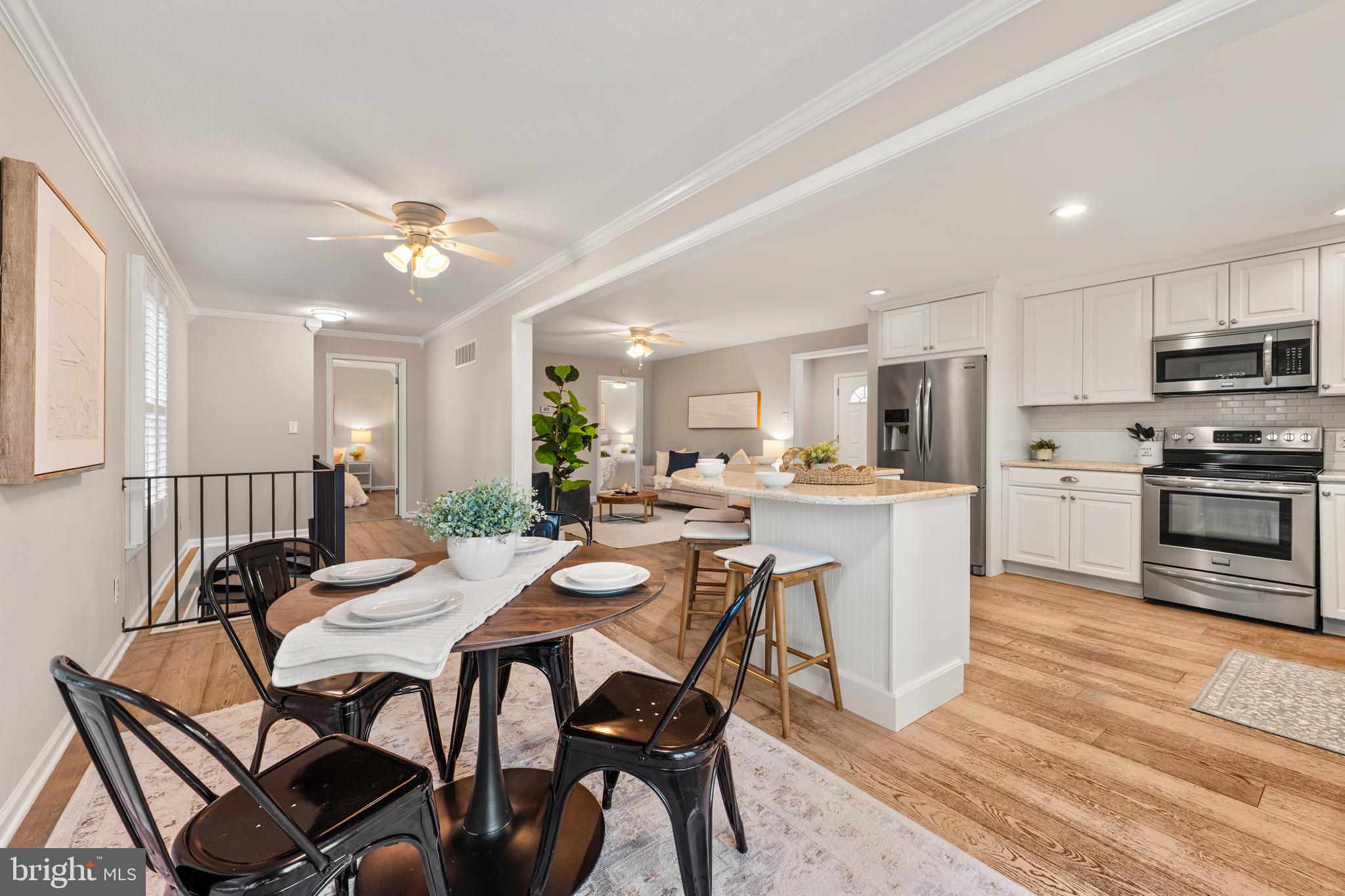 EDGEWATER - Residential