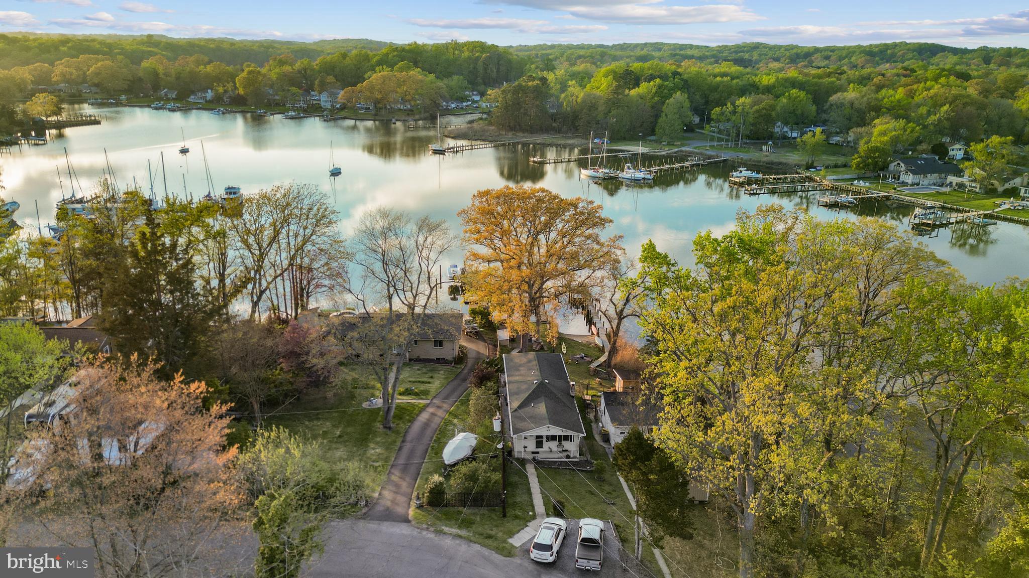 EDGEWATER - Residential