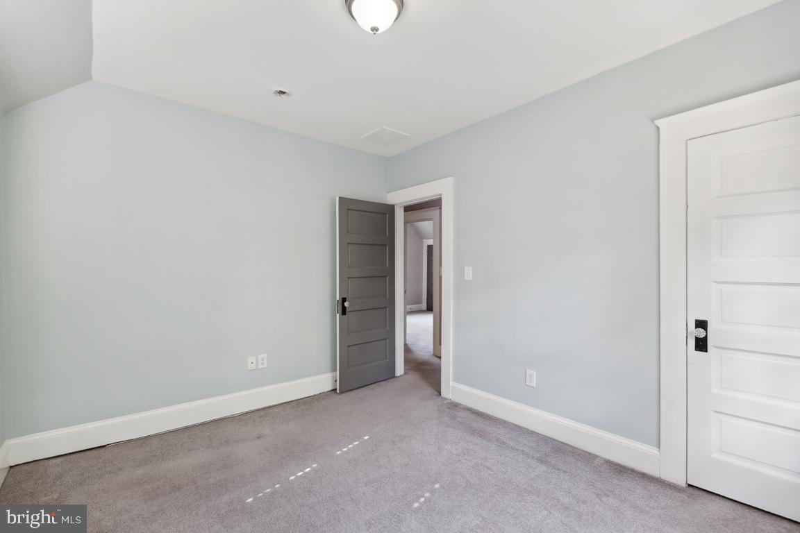 MOUNT WASHINGTON - Residential