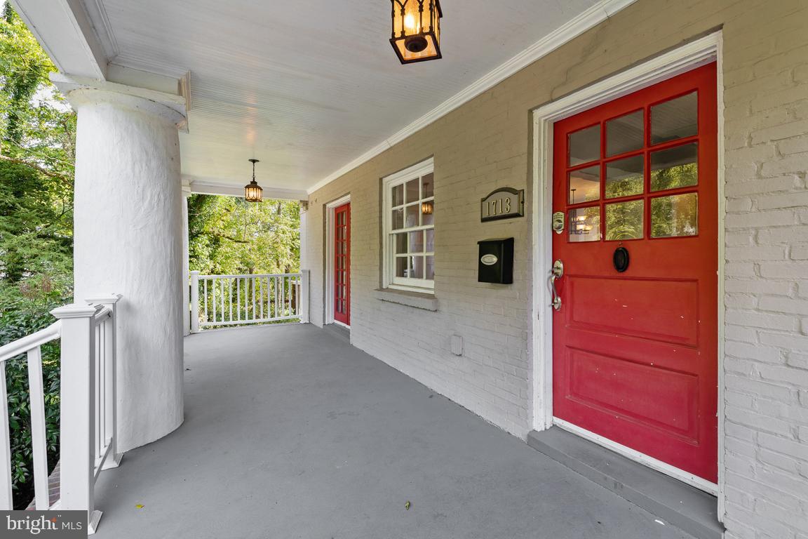 MOUNT WASHINGTON - Residential