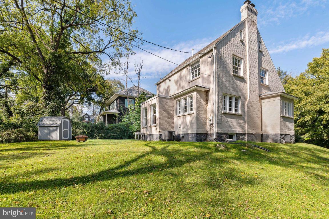 MOUNT WASHINGTON - Residential