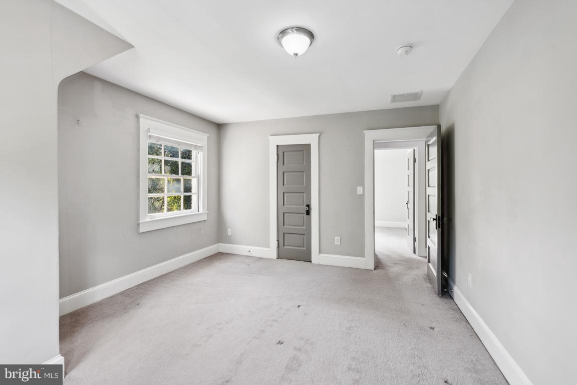 MOUNT WASHINGTON - Residential