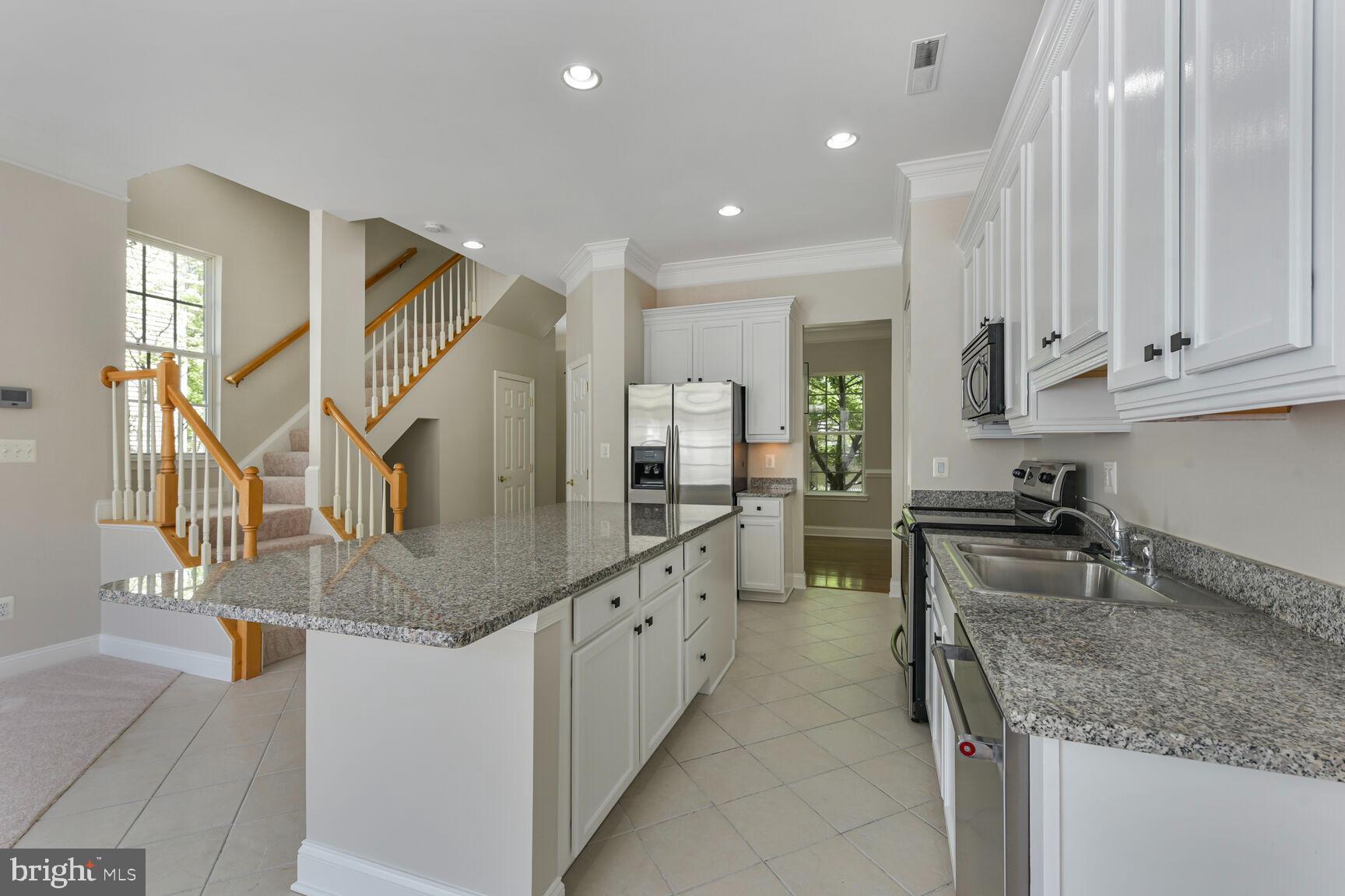 BELMONT GREENE - Residential