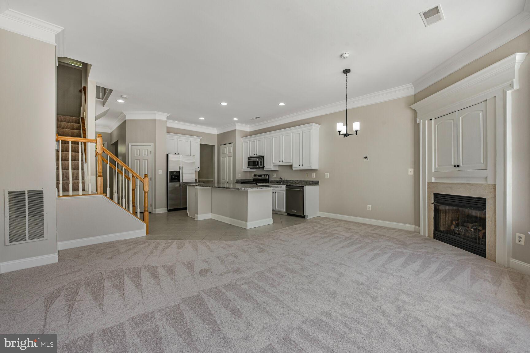 BELMONT GREENE - Residential