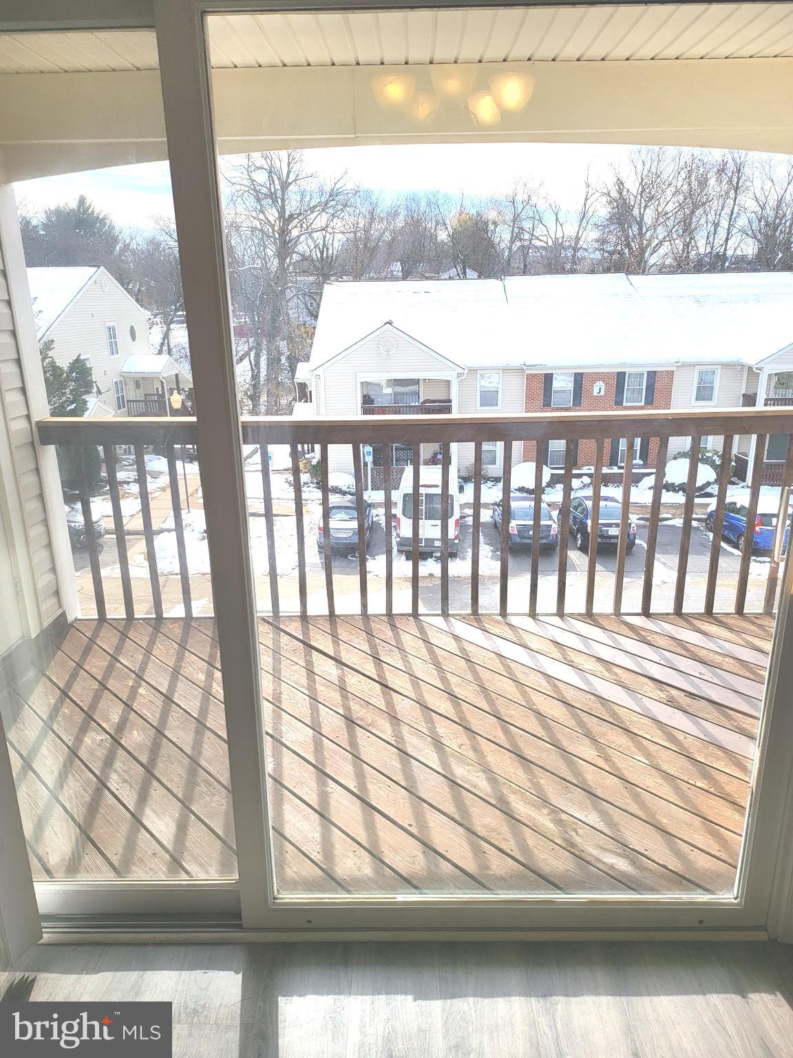 ROLLING OAKS - Residential Lease