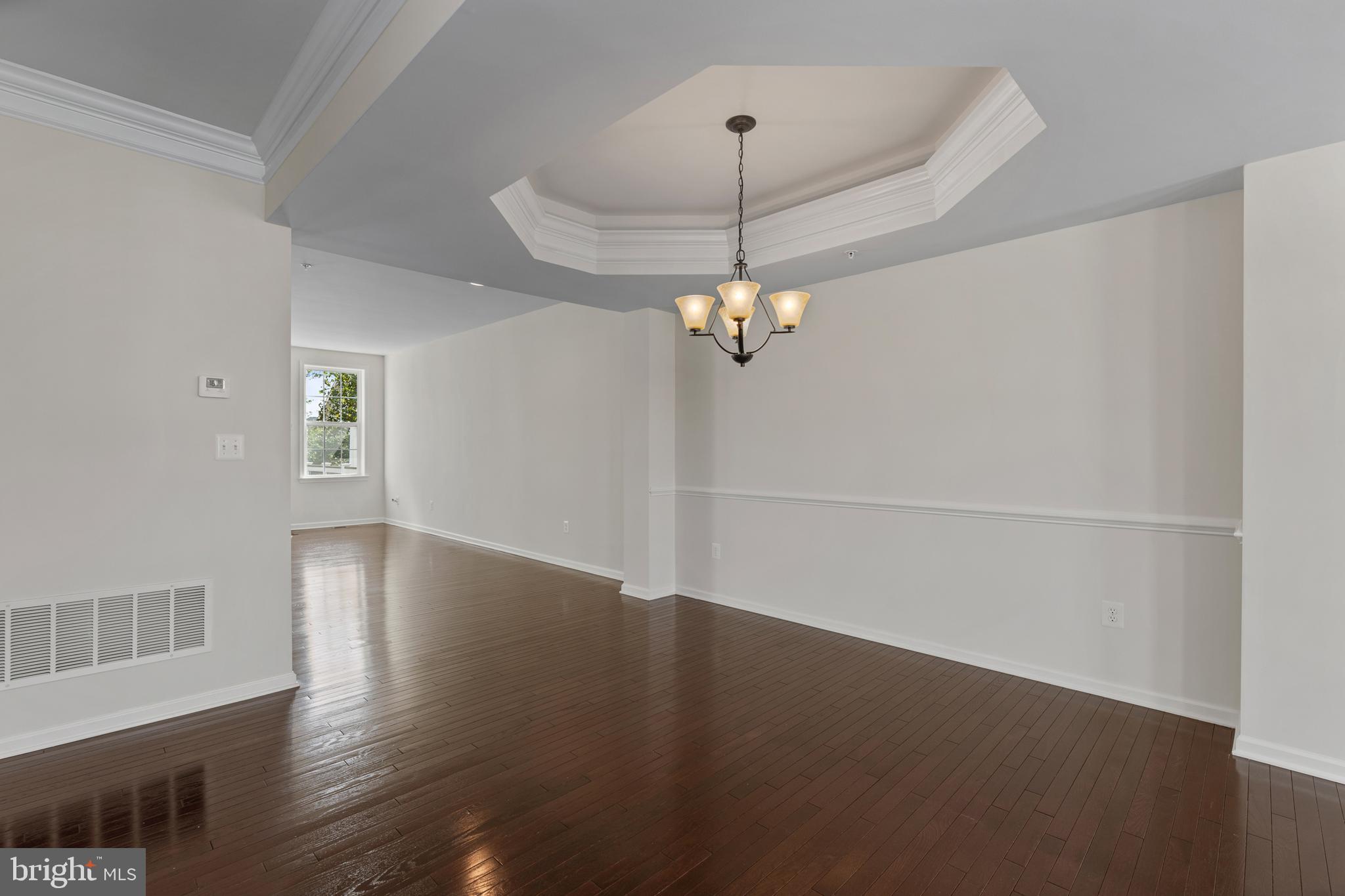 MARLBORO RIDGE - Residential