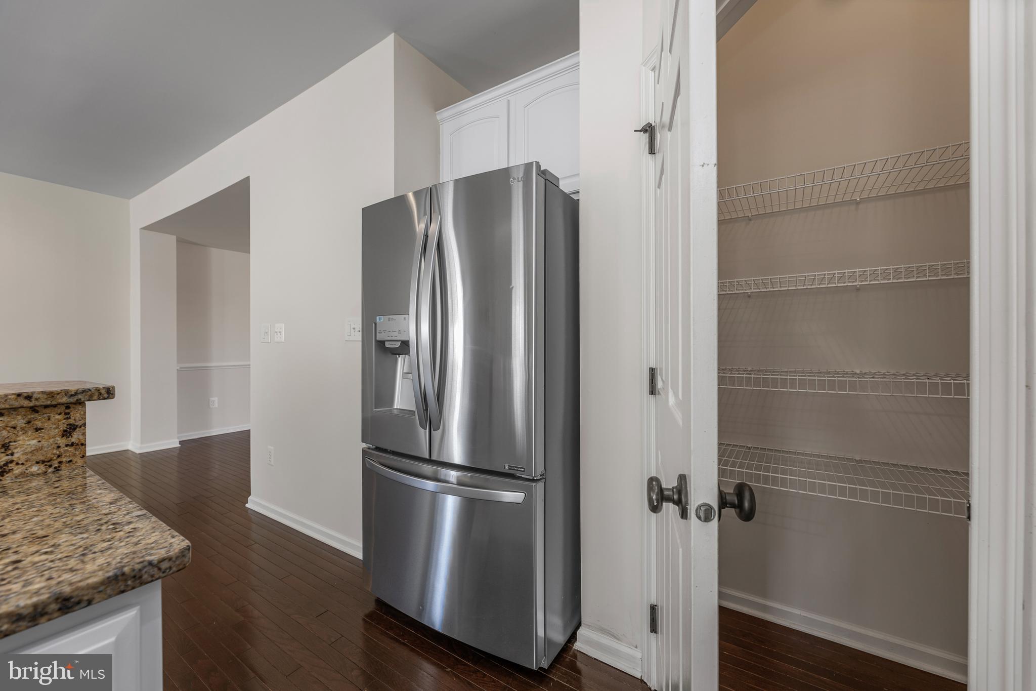 MARLBORO RIDGE - Residential