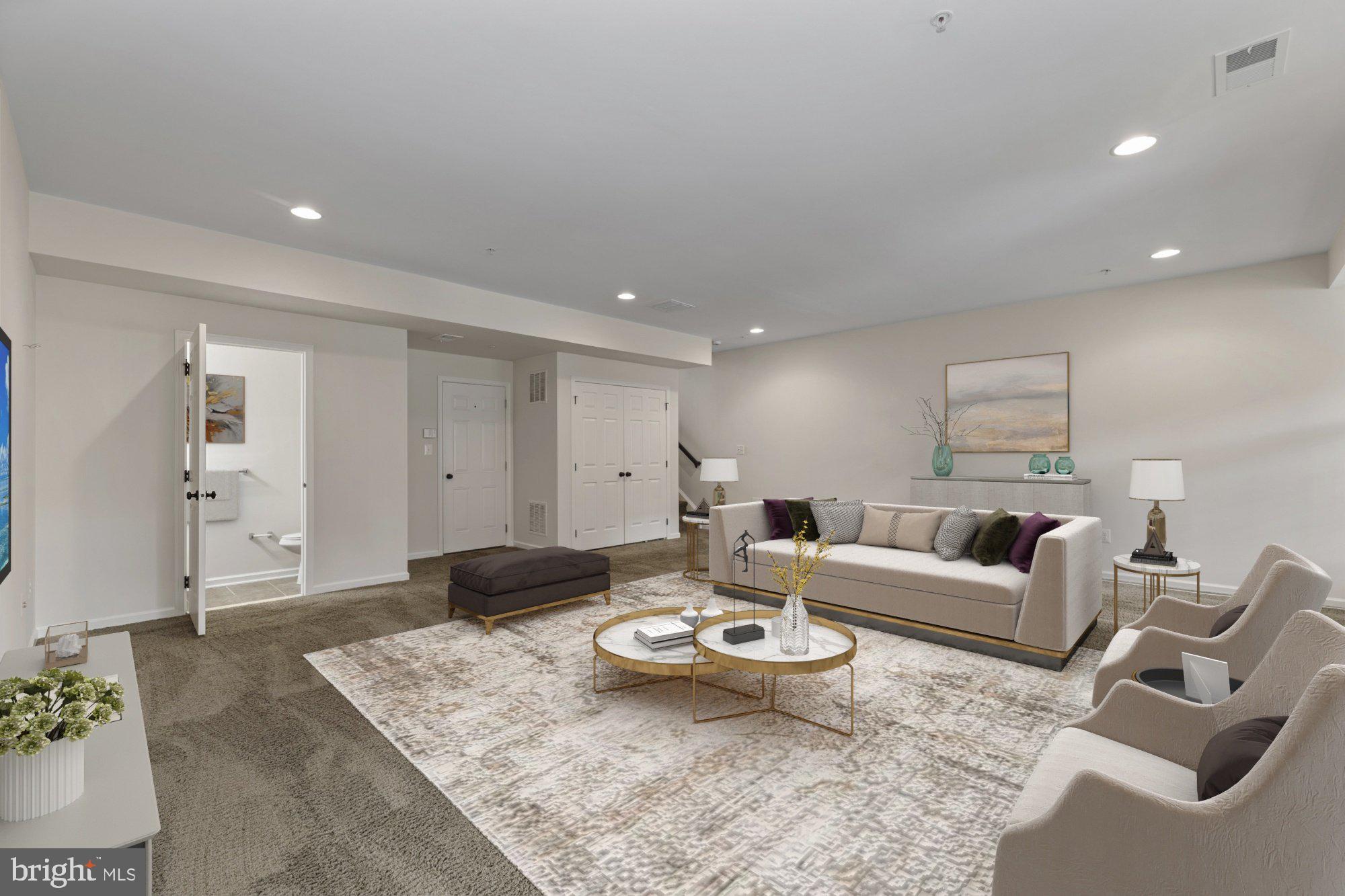 MARLBORO RIDGE - Residential