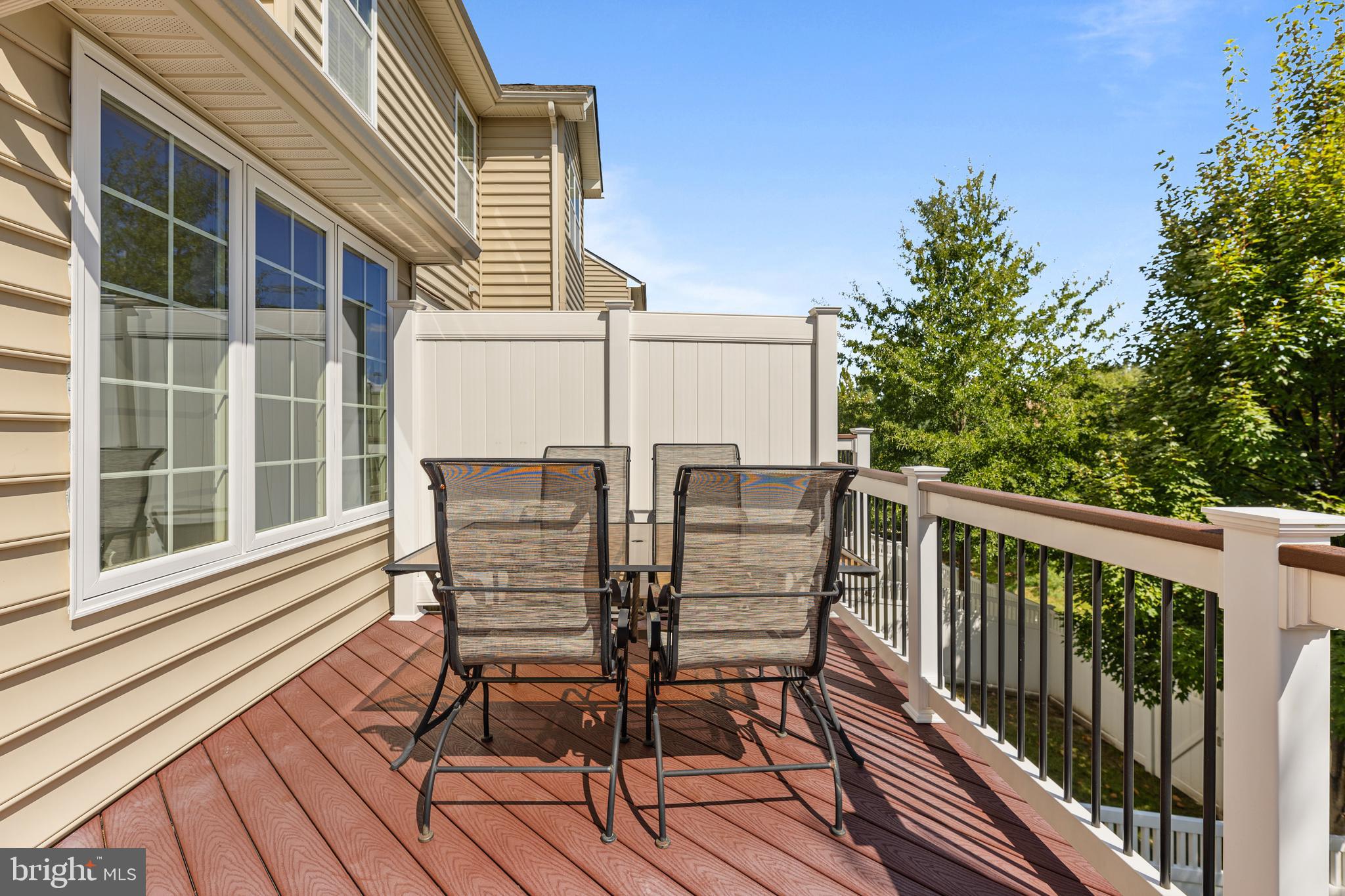 MARLBORO RIDGE - Residential