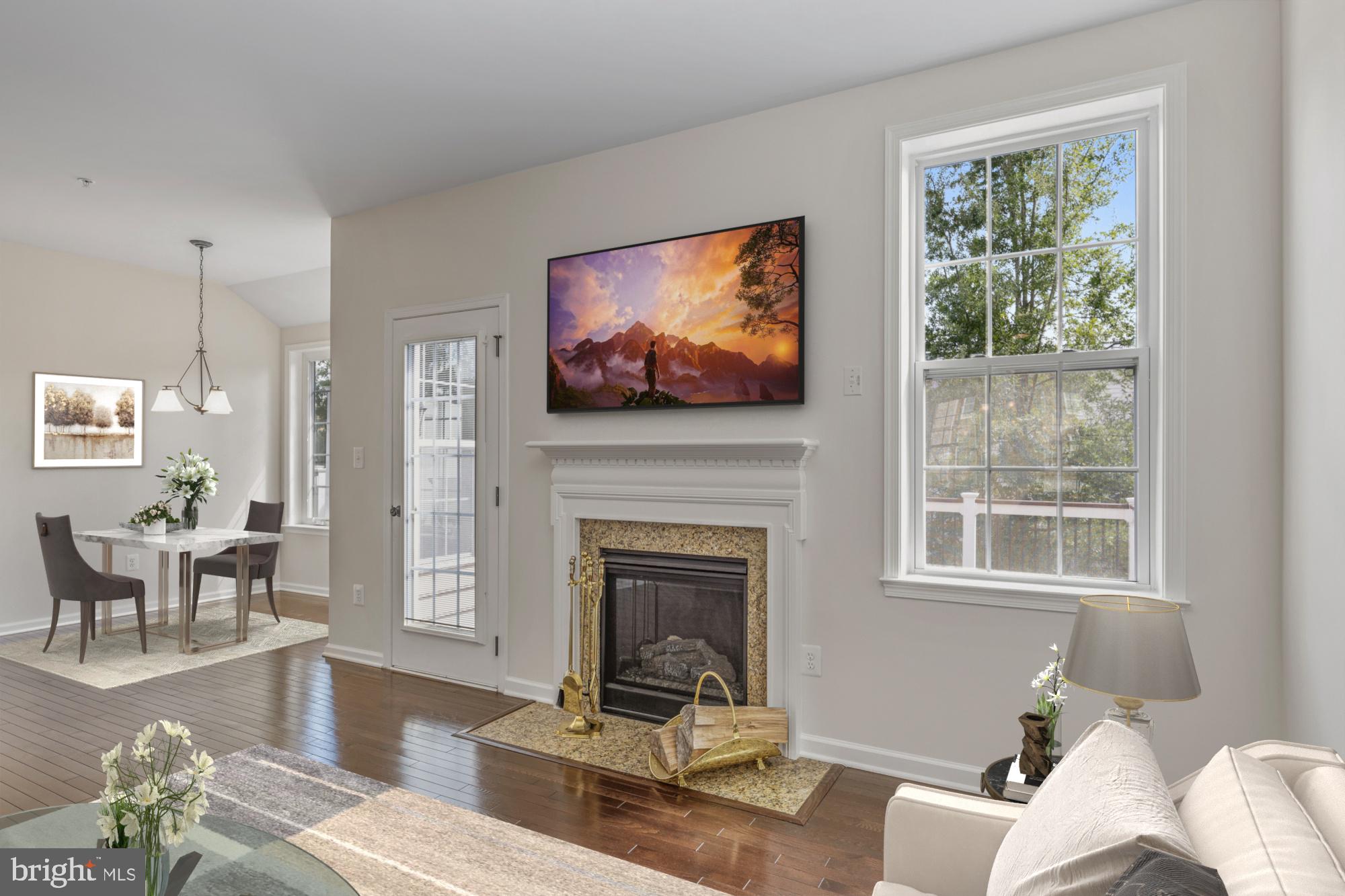 MARLBORO RIDGE - Residential