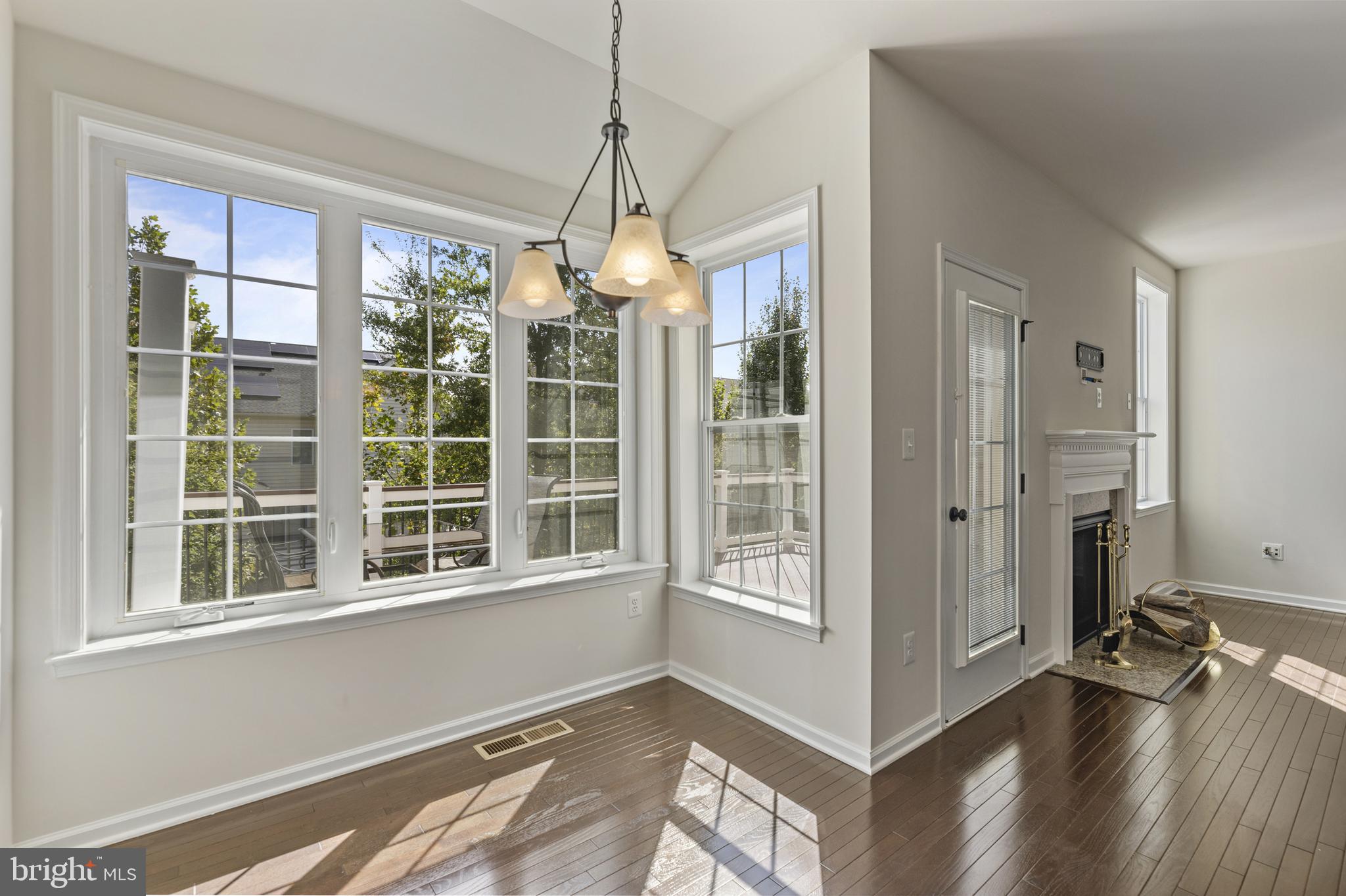 MARLBORO RIDGE - Residential