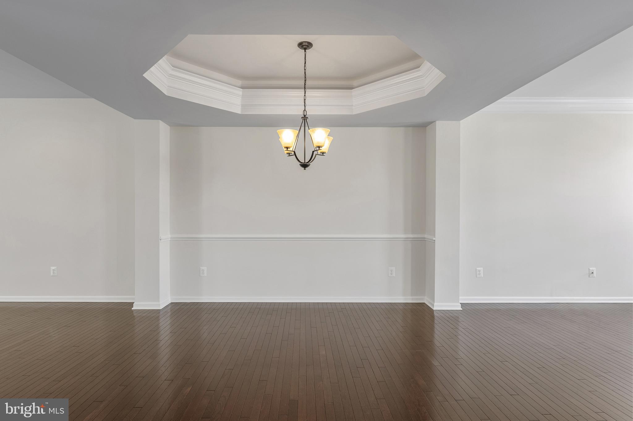 MARLBORO RIDGE - Residential