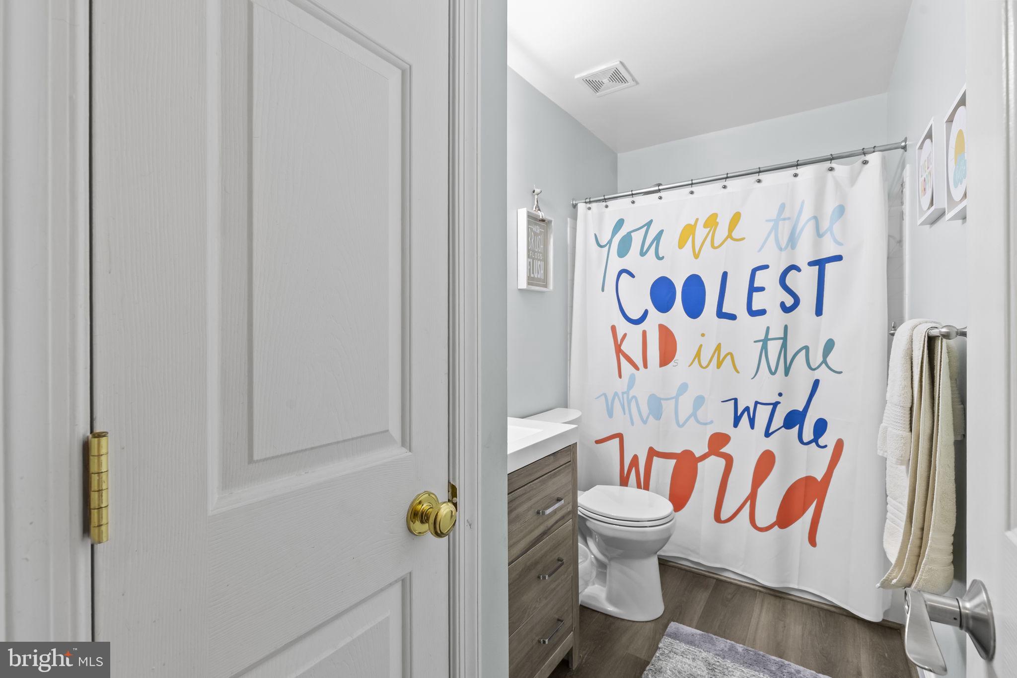 RIVER OAKS - Residential