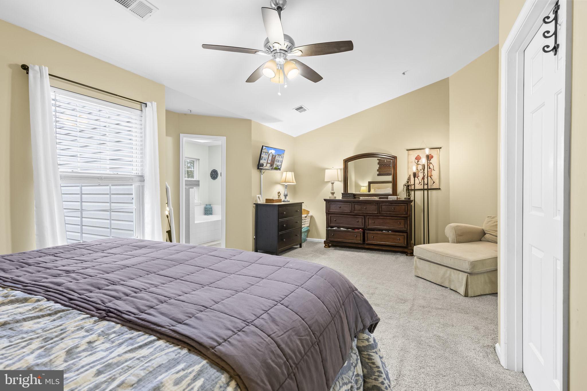 RIVER OAKS - Residential