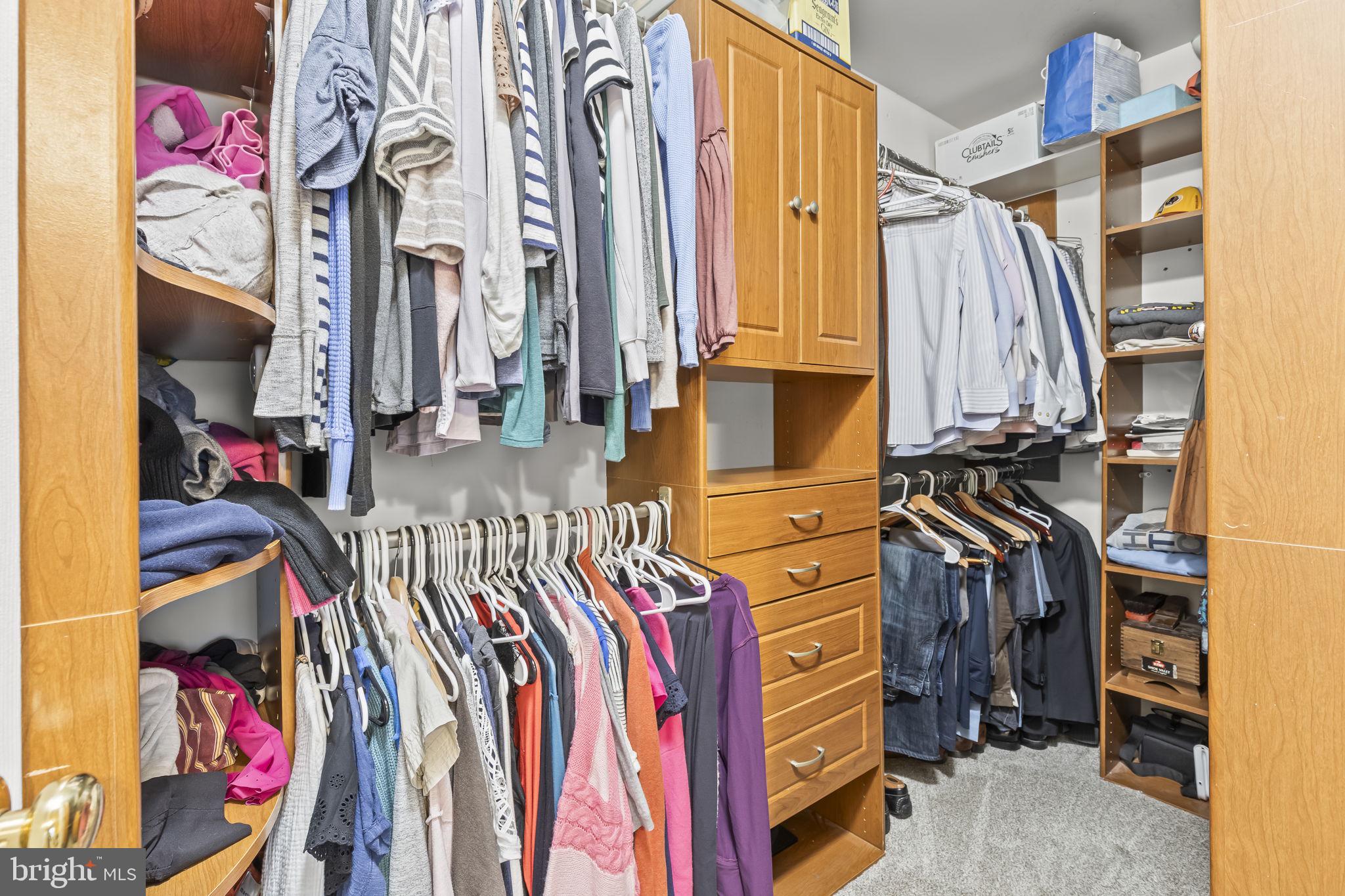 RIVER OAKS - Residential