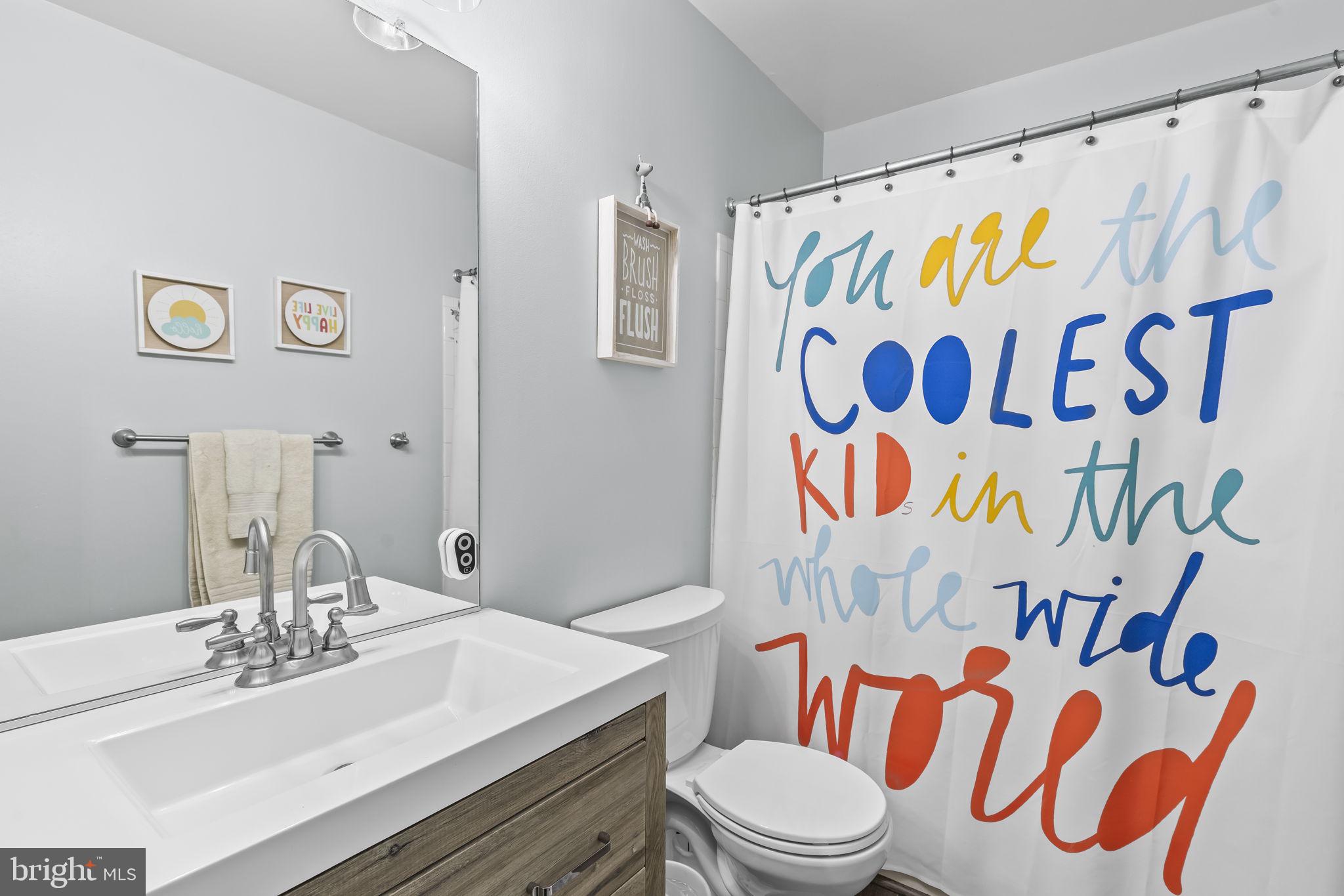 RIVER OAKS - Residential