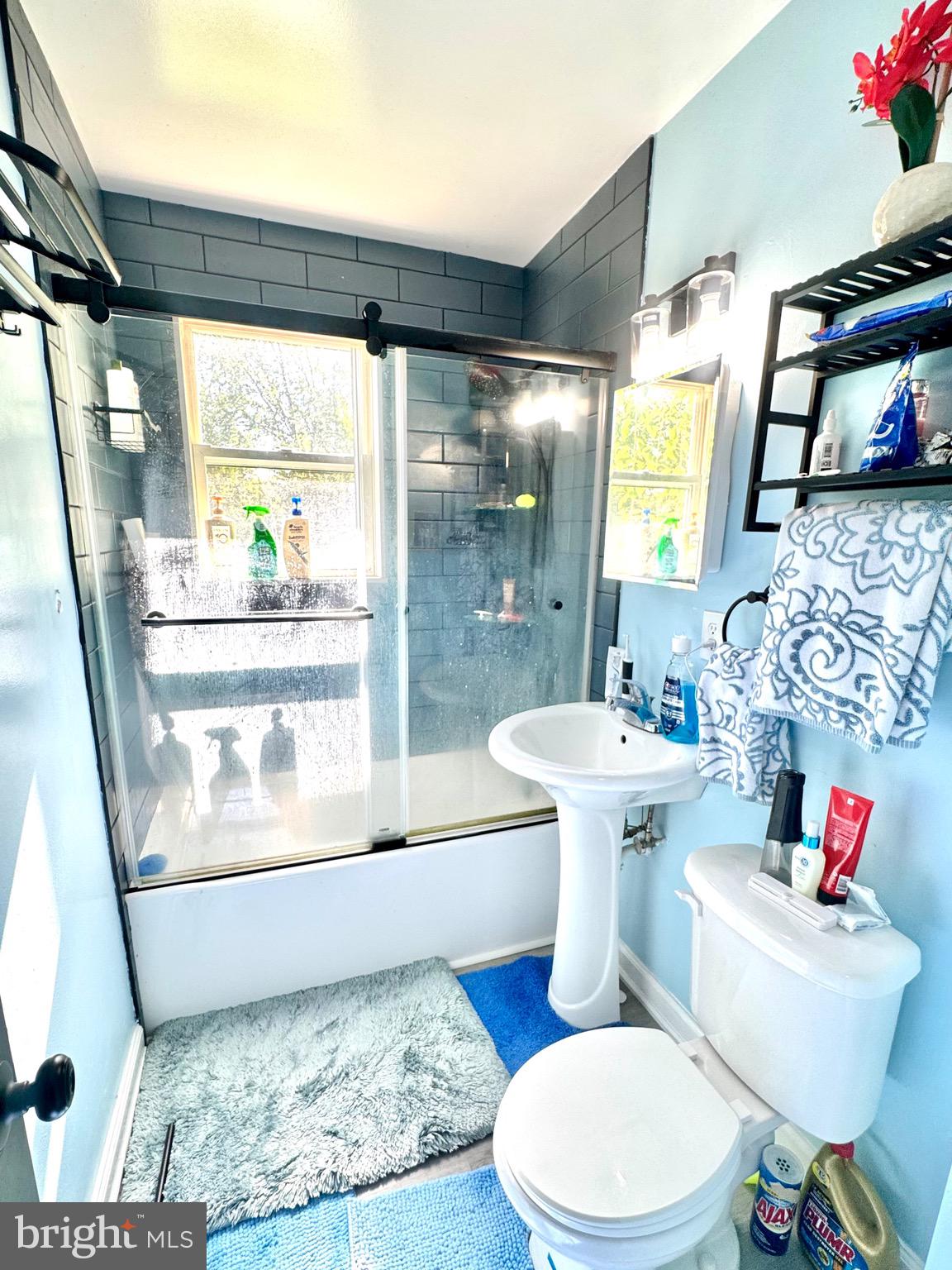 SWAN MEADOWS - Residential