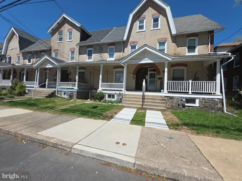 617 Juniper Street, Quakertown, PA MLS: PABU2089910