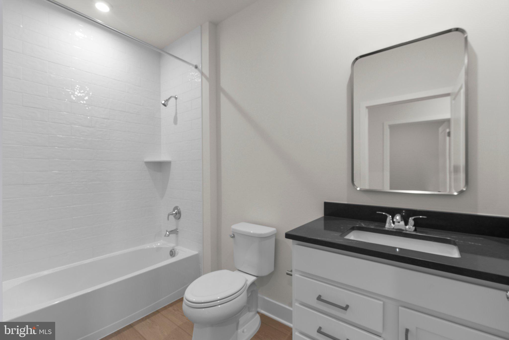 LEXINGTON 7 - Residential