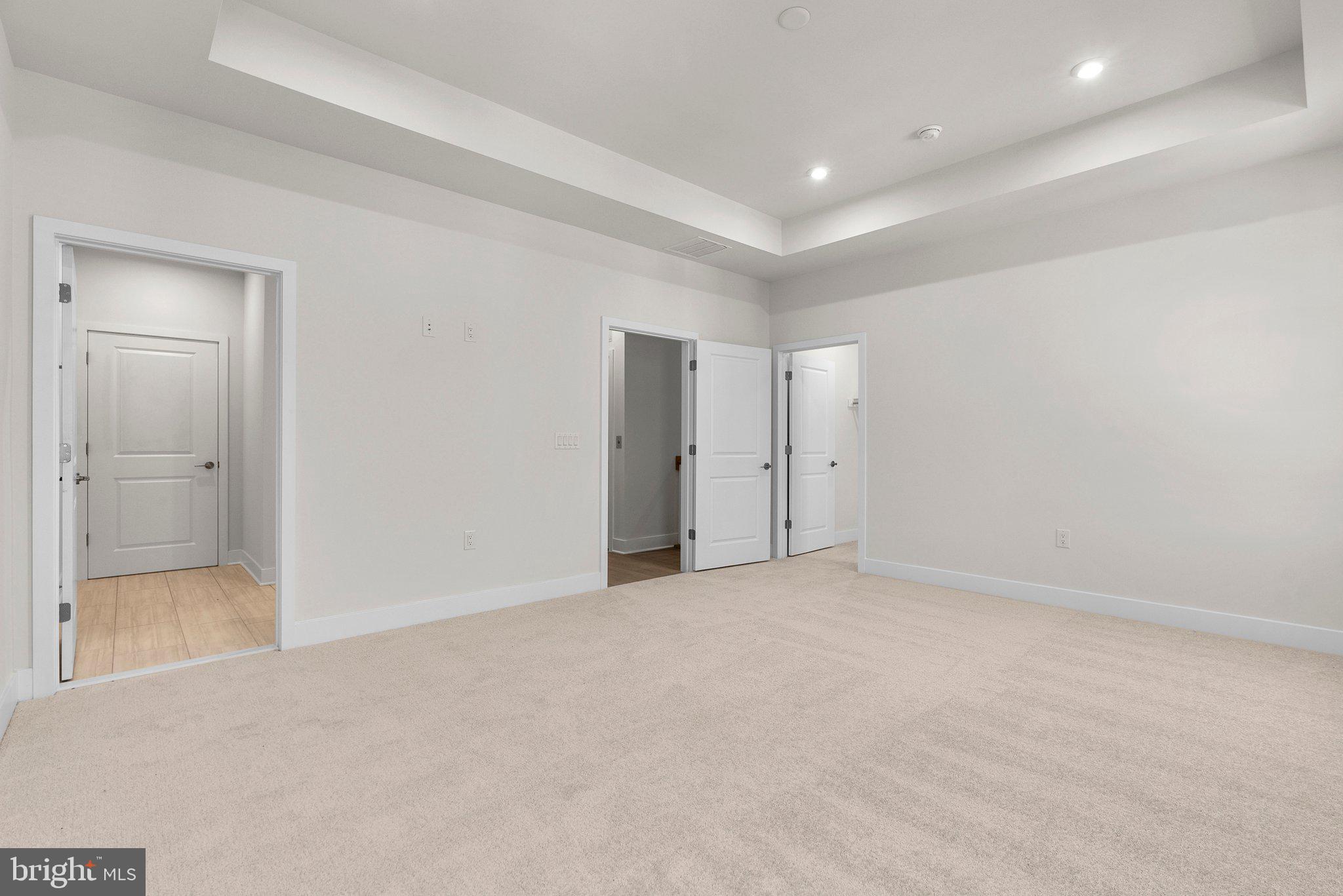 LEXINGTON 7 - Residential