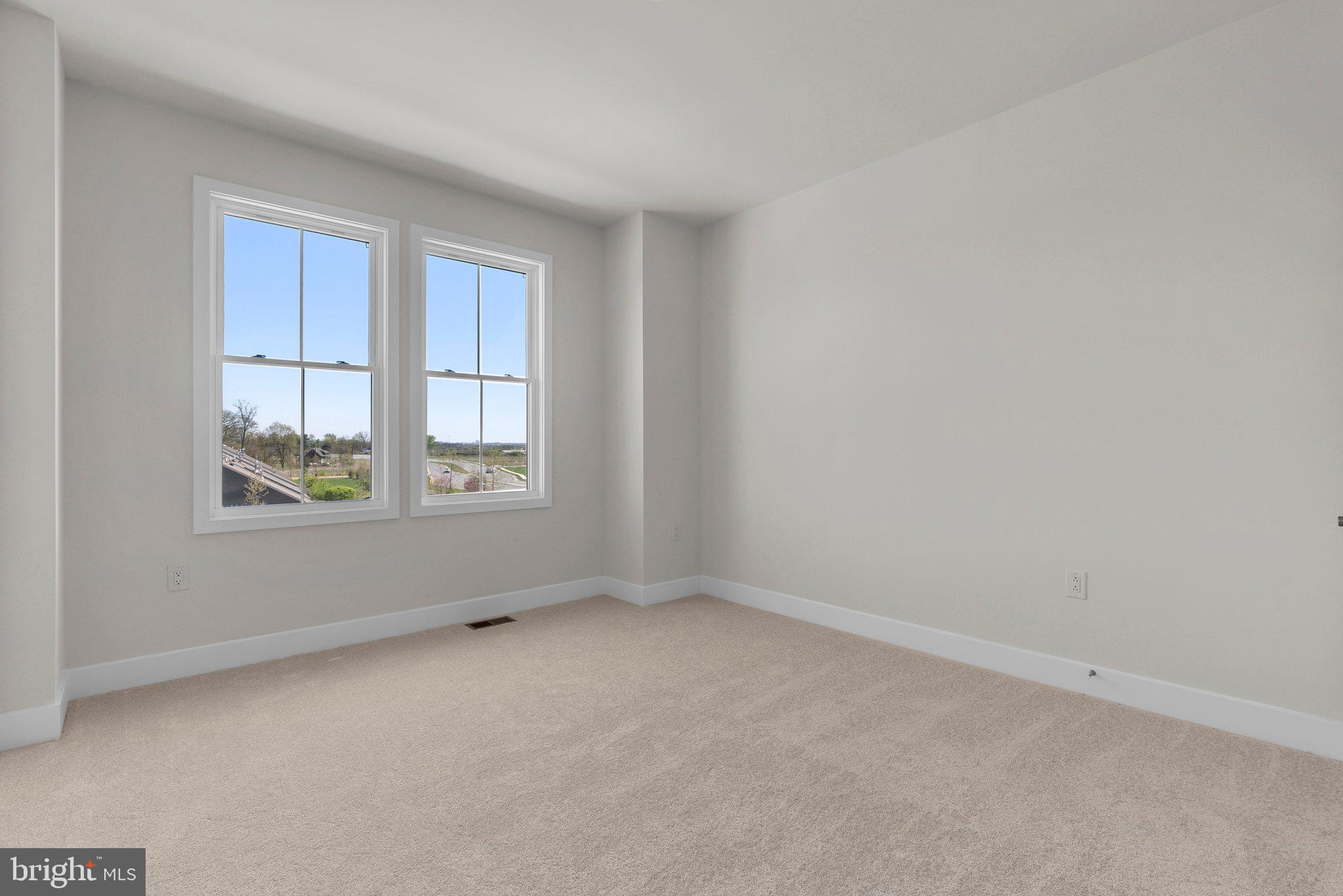 LEXINGTON 7 - Residential