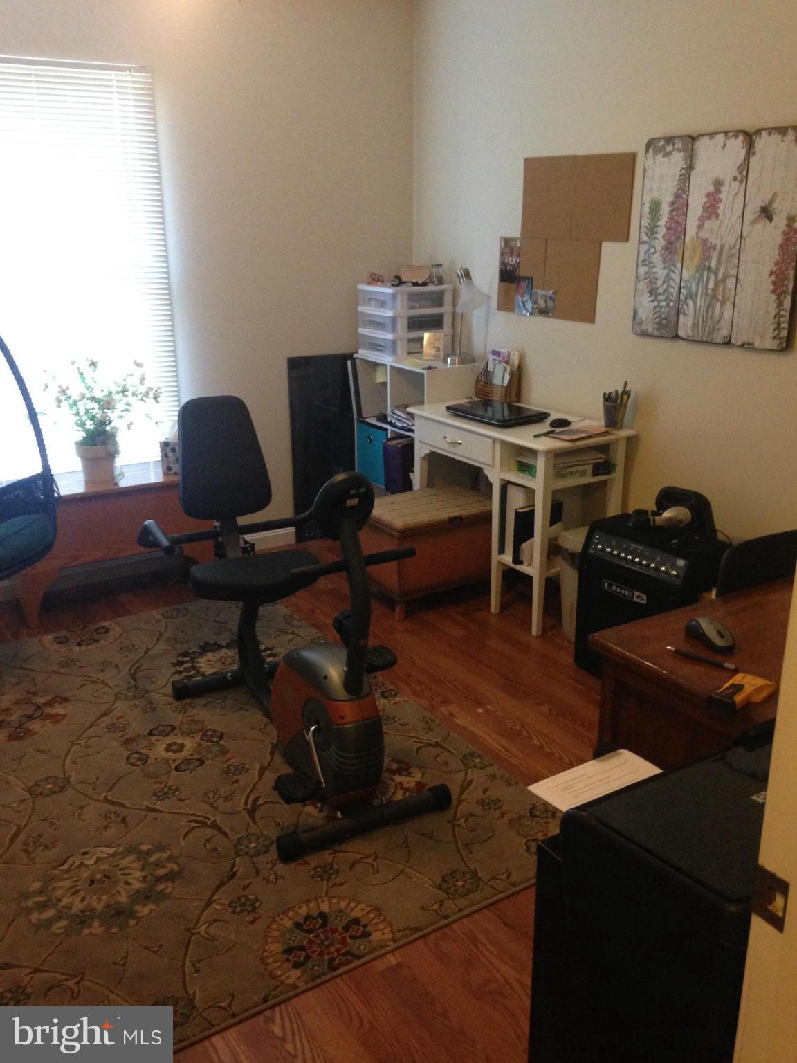 MEADFIELD - Residential