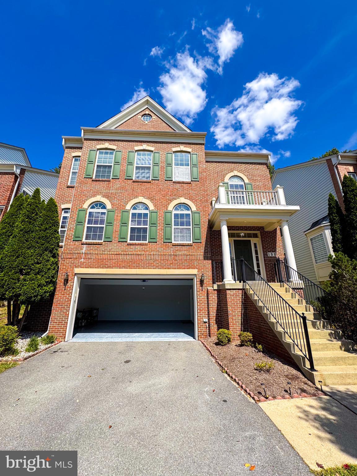 HIDDEN CREEK - Residential Lease