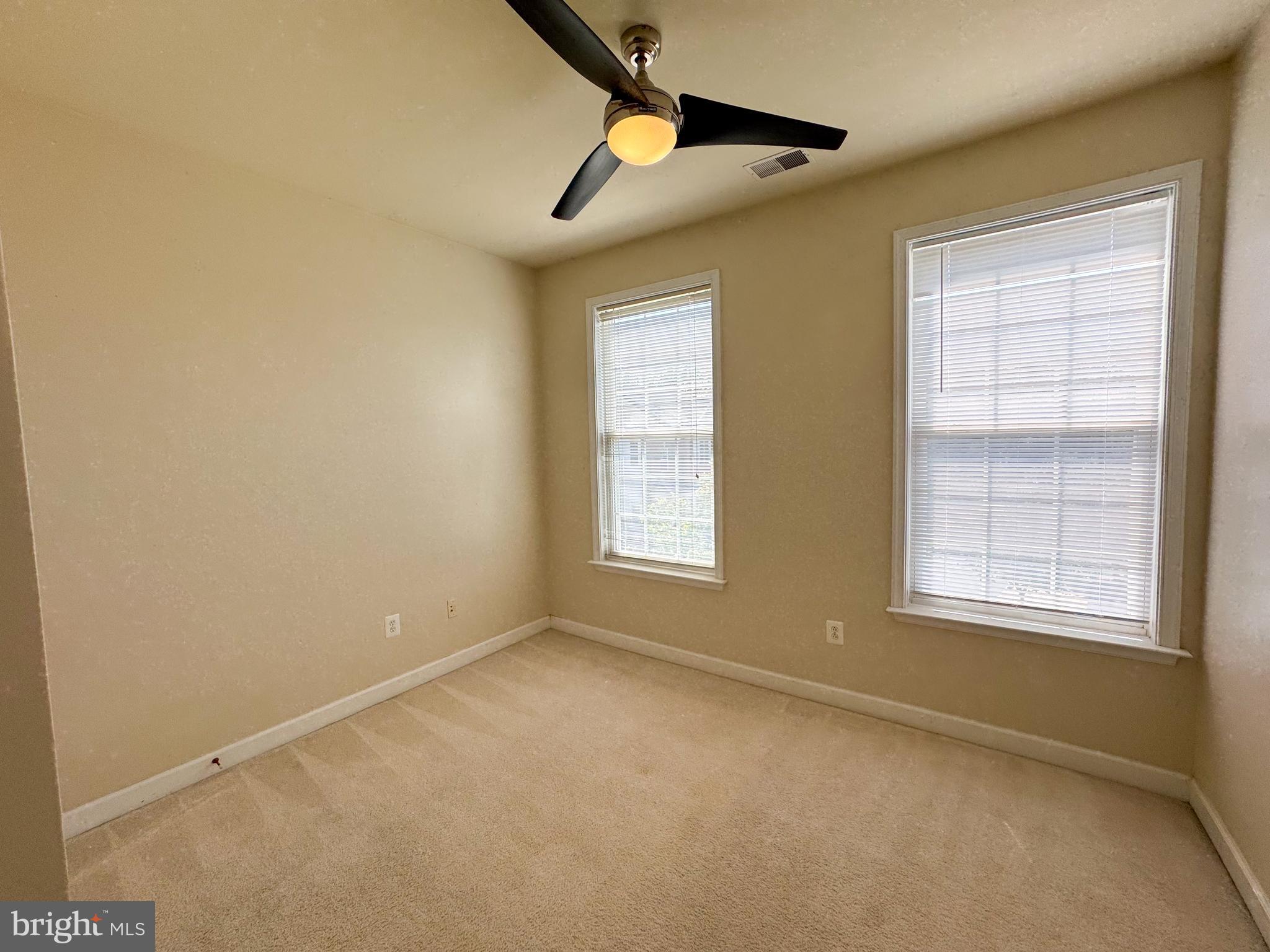 HIDDEN CREEK - Residential Lease