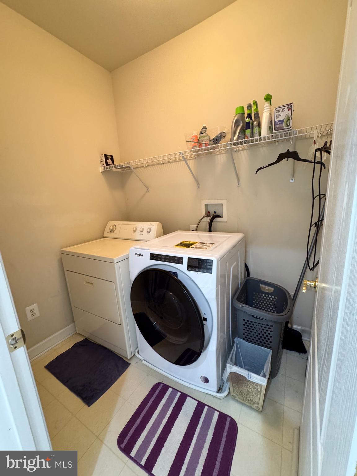 HIDDEN CREEK - Residential Lease