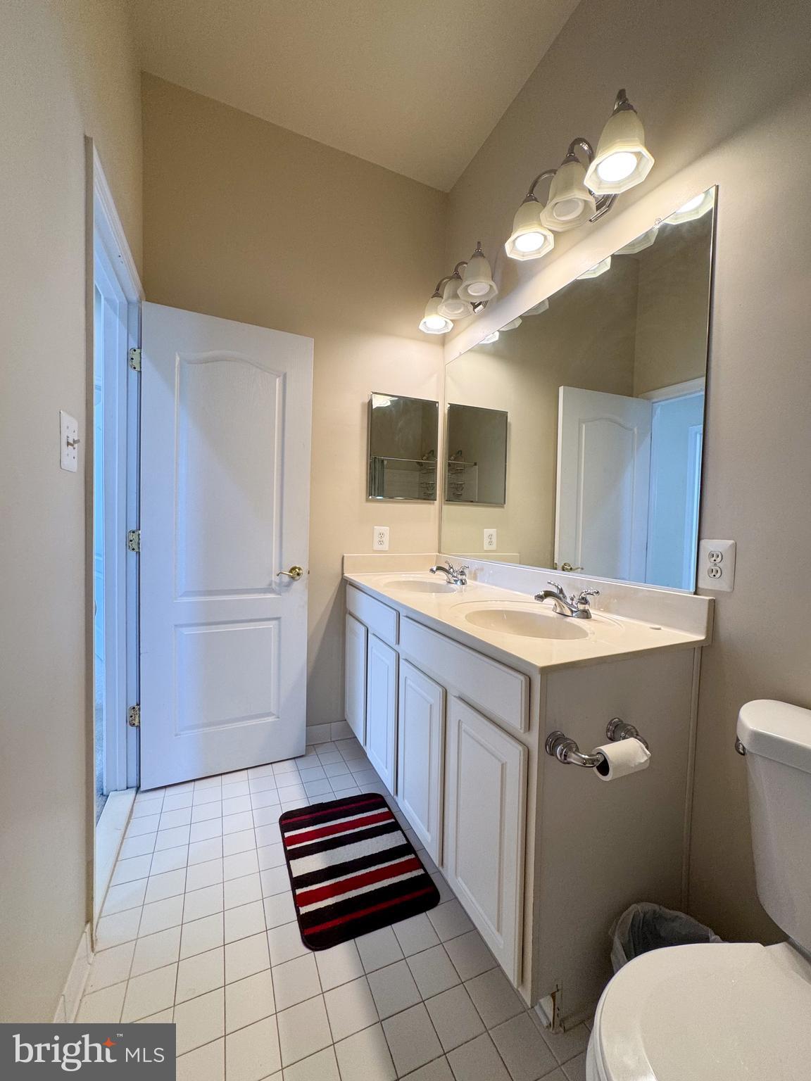 HIDDEN CREEK - Residential Lease