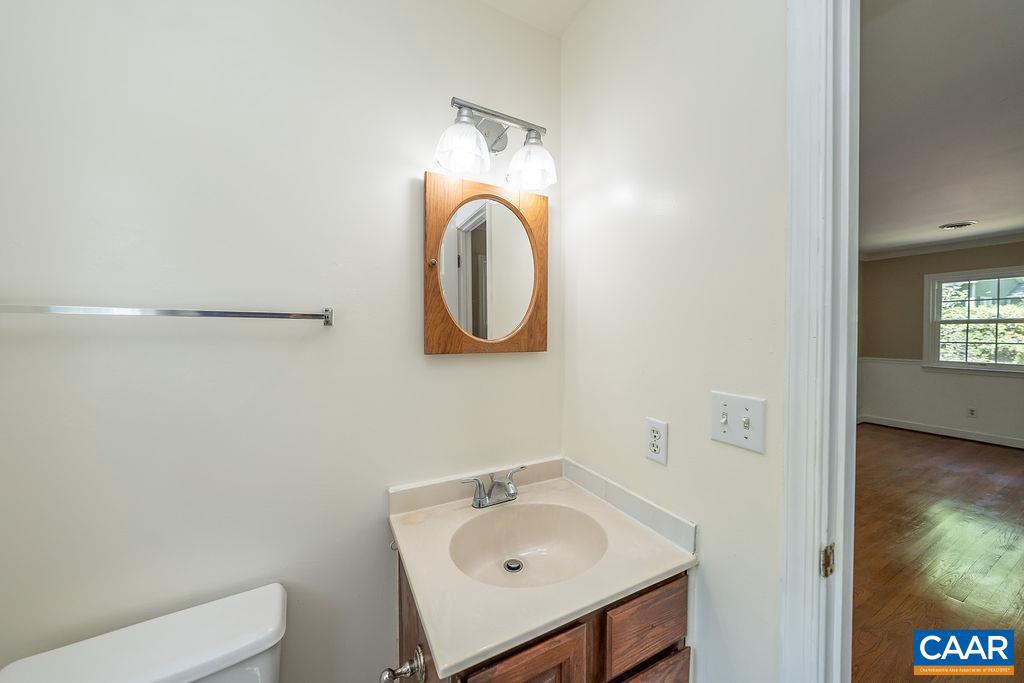 THE VILLAGE SQUARE - Residential