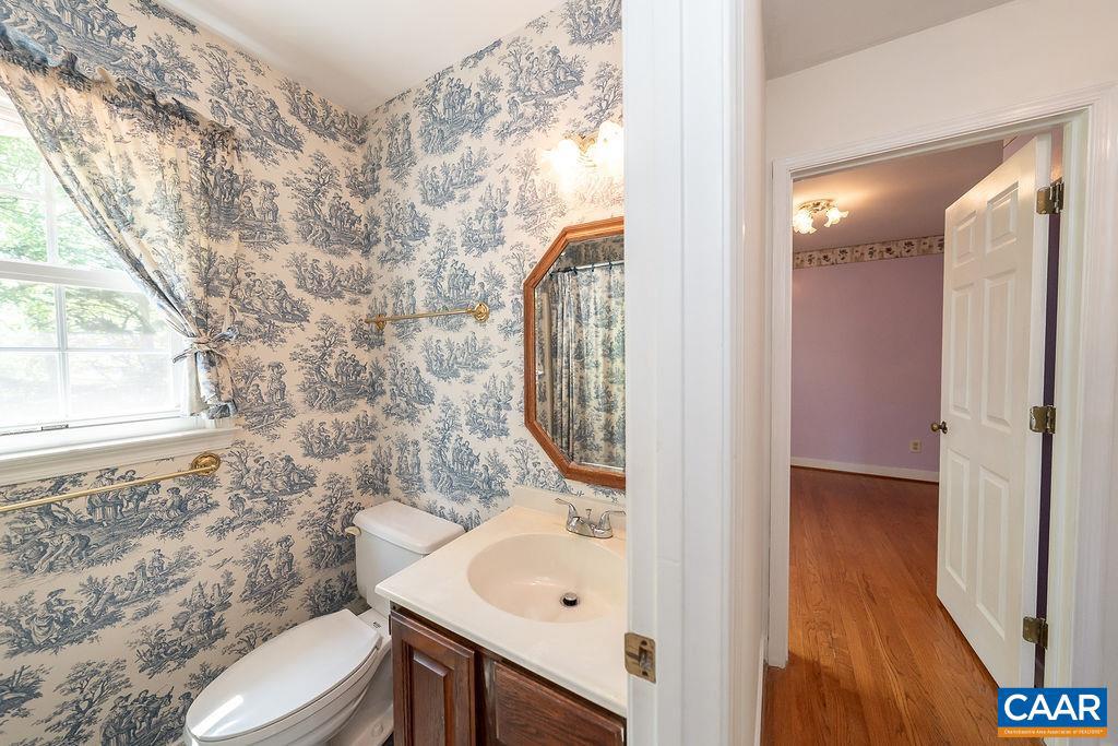 THE VILLAGE SQUARE - Residential